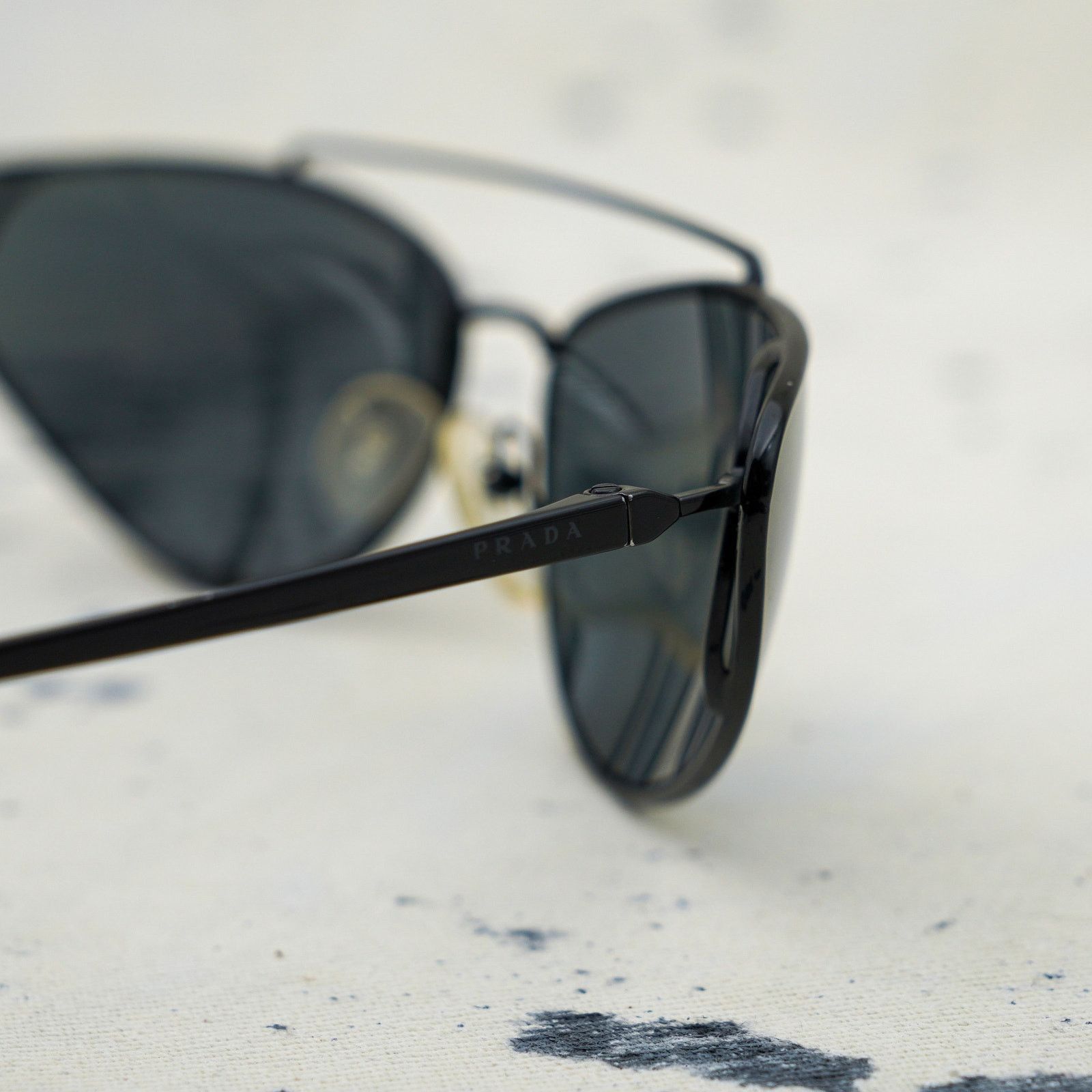 Prada Prada spr 62v black cat eye grey tint lens logo sunglasses Size ONE SIZE - 4 Thumbnail
