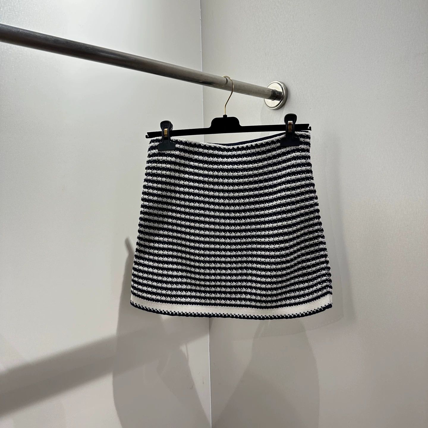 Chanel Chanel 22P may367 striped knit midi skirt 36 Size 26" / US 2 / IT 38 - 2 Thumbnail