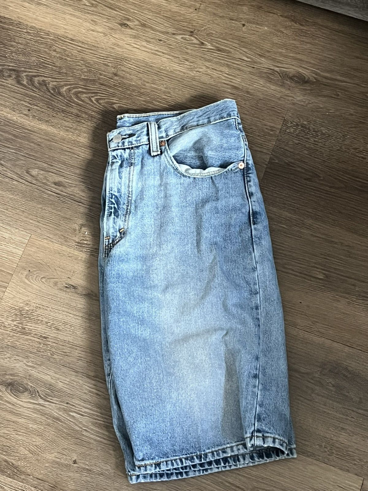 Levi's Levis Blue Light Washed Jorts Size US 32 / EU 48 - 2 Thumbnail