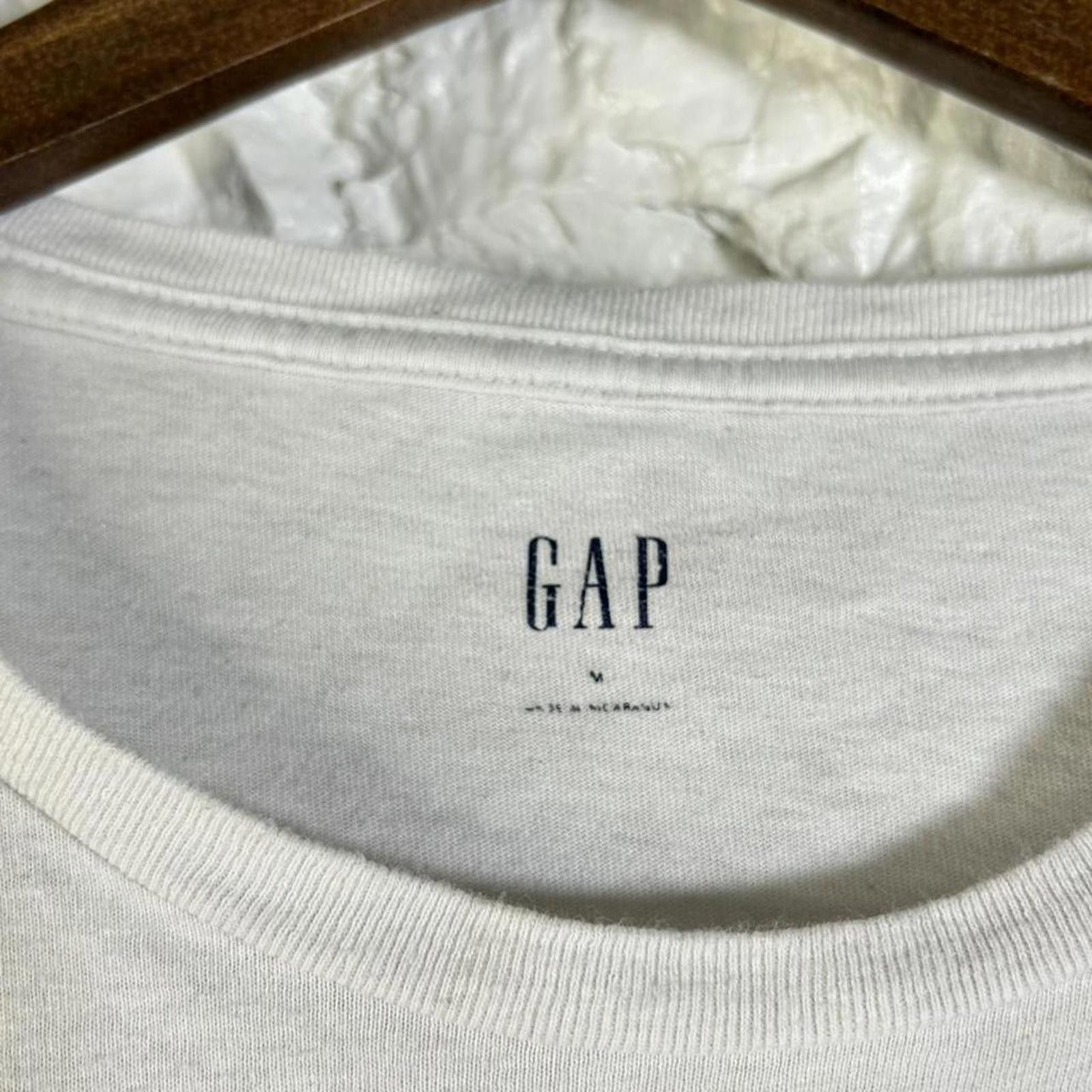 Gap GAP David Bowie Tour 1973 Tee Size Medium Size US M / EU 48-50 / 2 - 3 Thumbnail