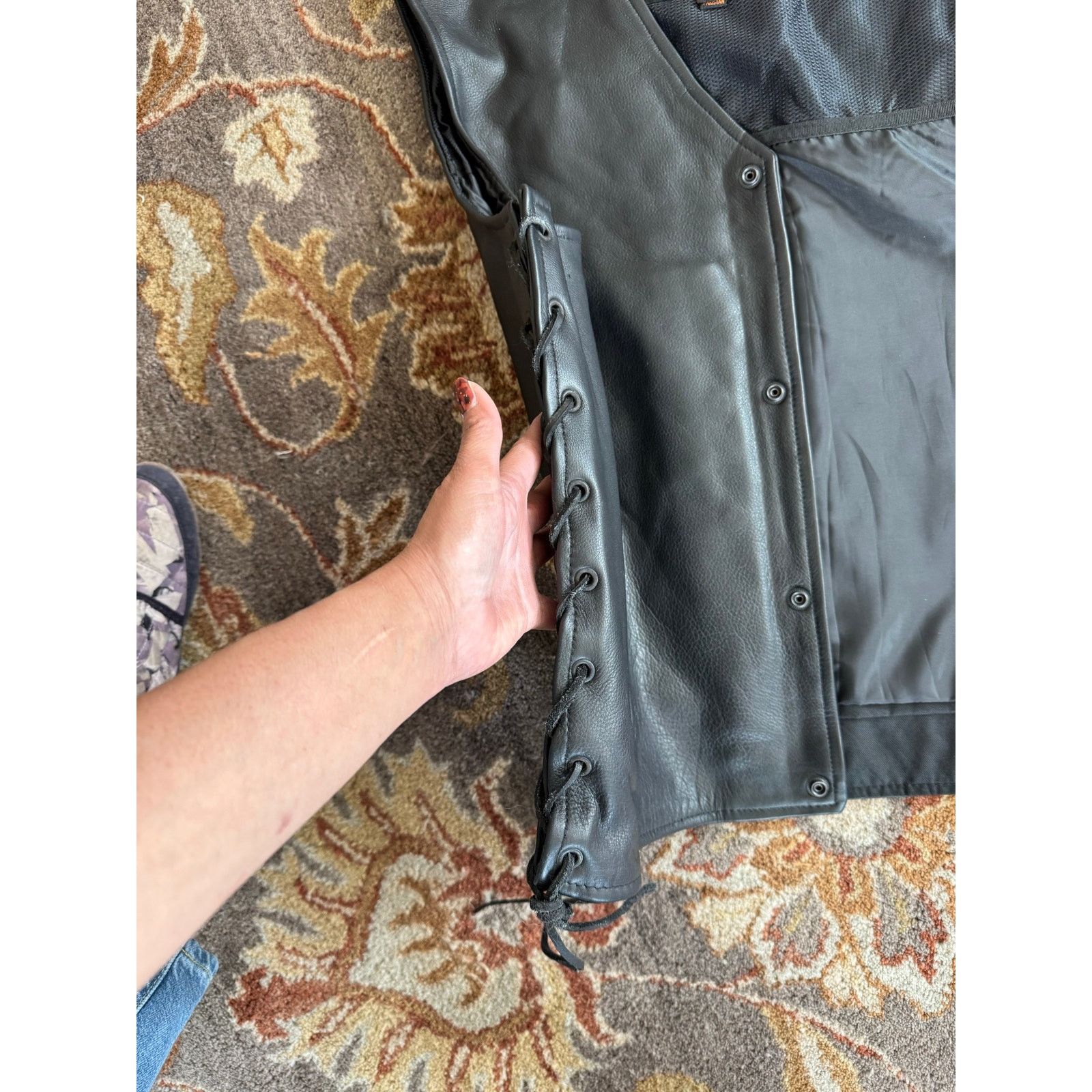 Other UNIK Premium leather motorcycle vest snap-front side laces Size US XL / EU 56 / 4 - 8 Thumbnail