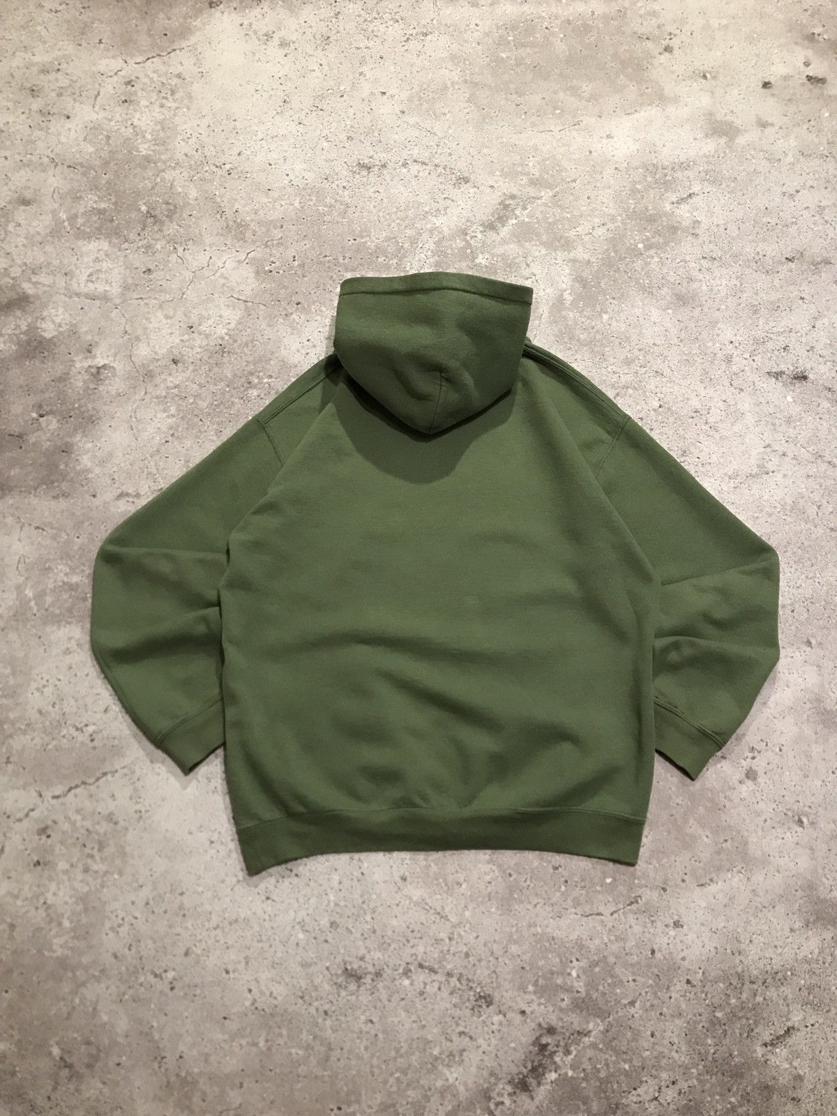 Vintage Vintage Y2K Boxy Hoodie Gildan Olive M Size US M / EU 48-50 / 2 - 5 Thumbnail