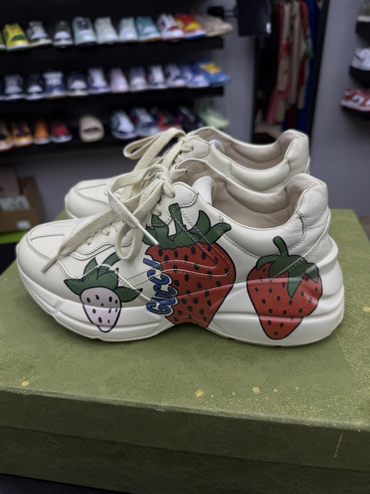 Gucci Authenthic- Gucci Rhyton Chunky Sneakers Women's 38G/8US Size US 8 / IT 38 - 7 Thumbnail