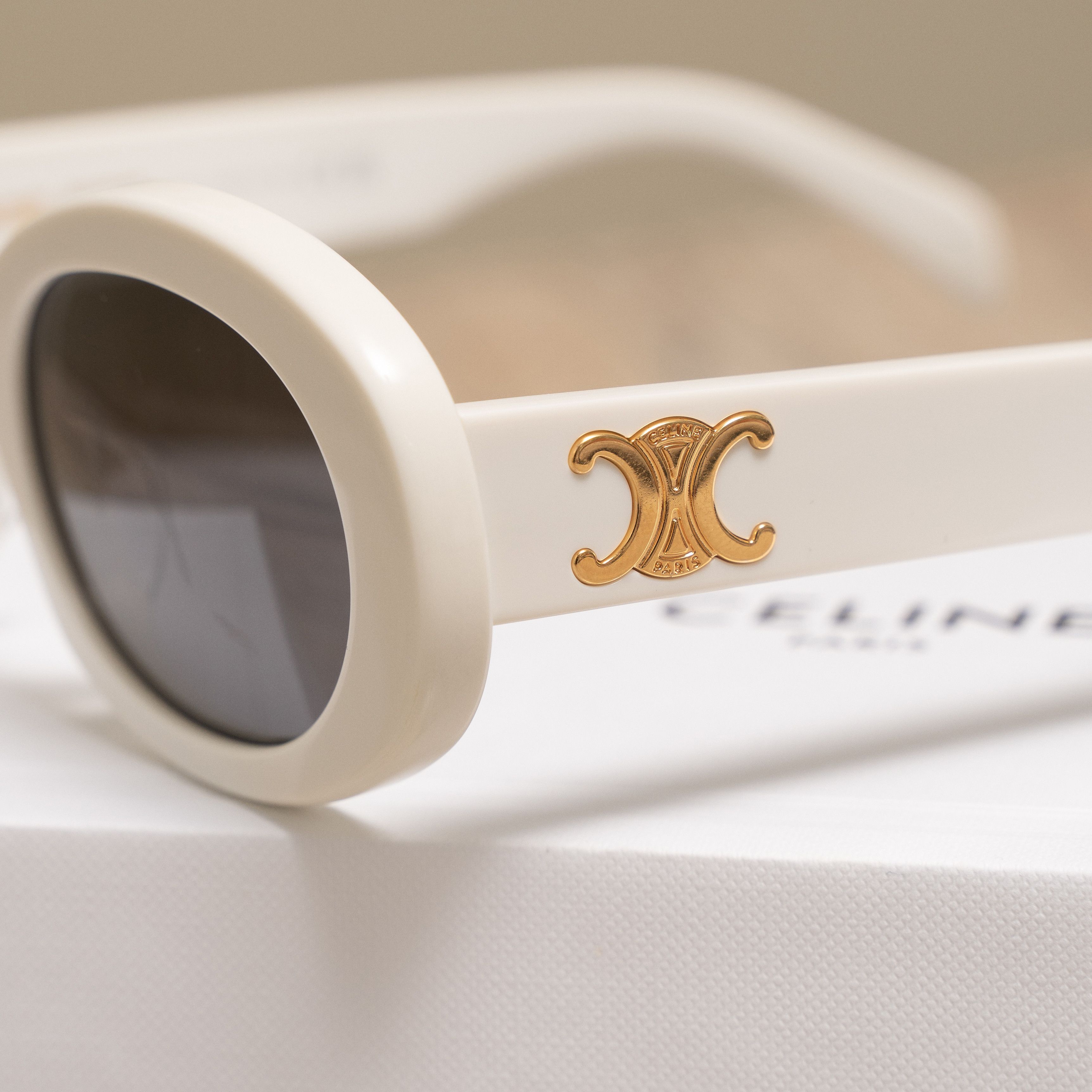 Celine CELINE Oval Sunglasses WHITE Size ONE SIZE - 5 Thumbnail
