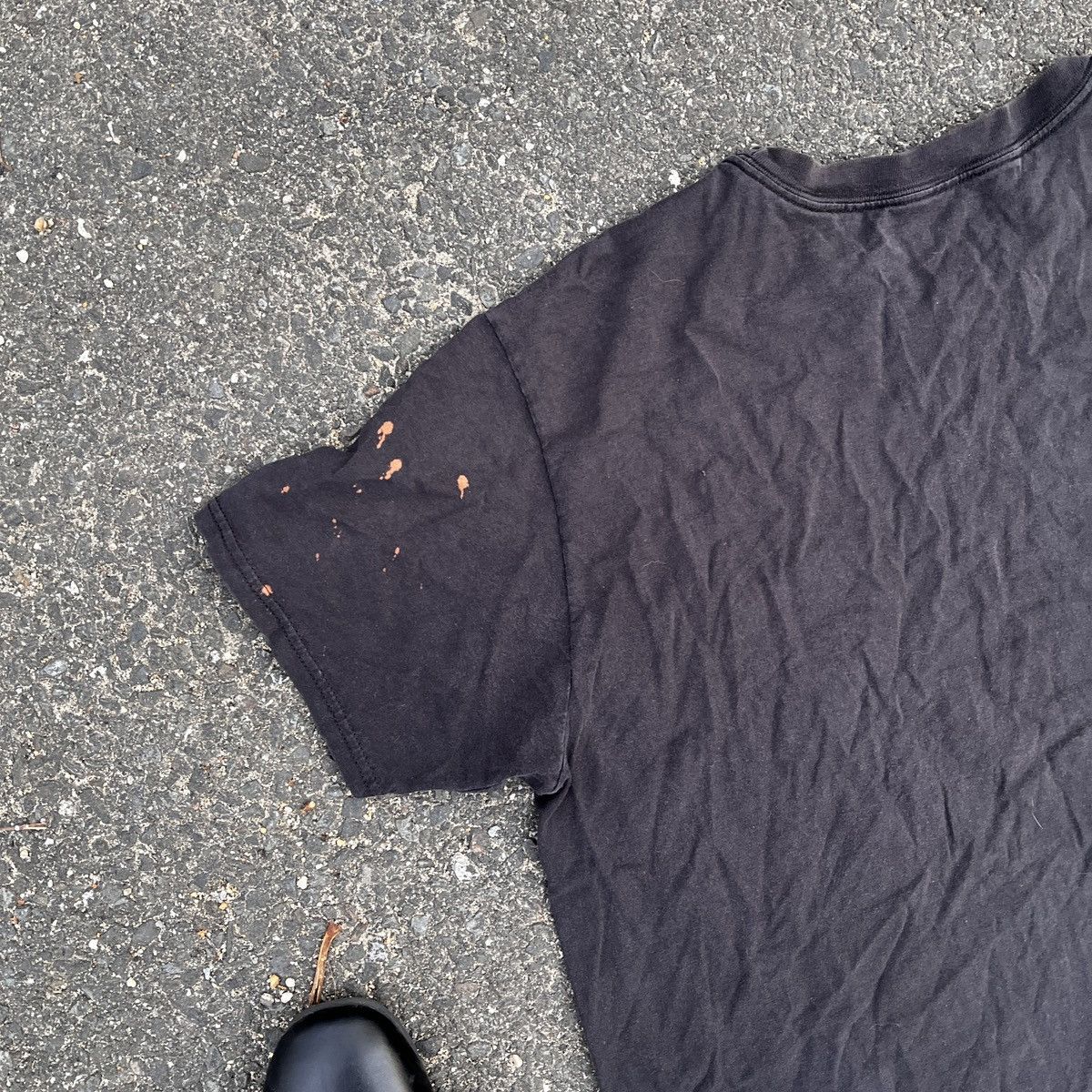 Other Vintage Black Sun Fade T-Shirt Bleach Stain Y2K L Size US L / EU 52-54 / 3 - 4 Thumbnail