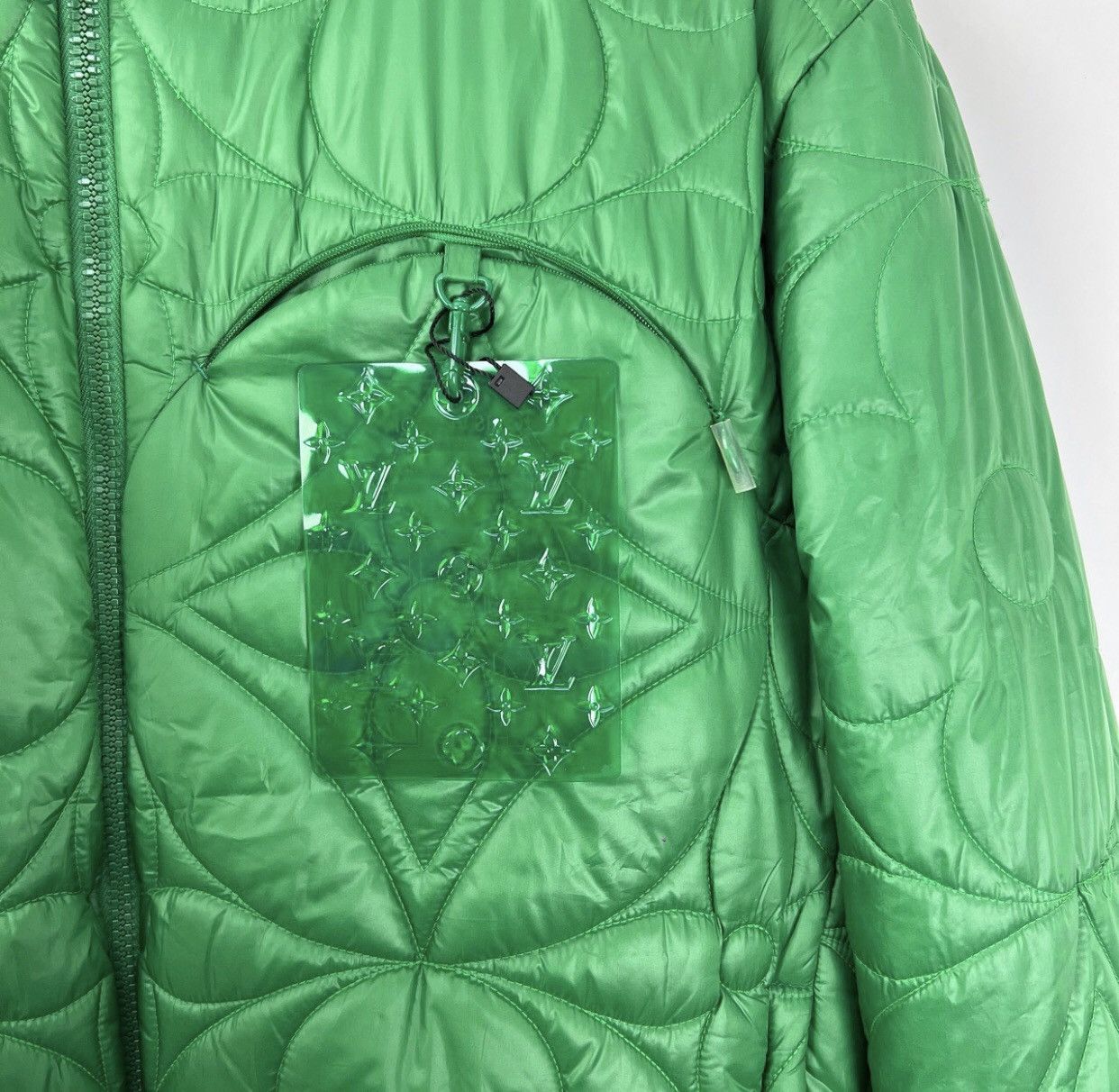 Louis Vuitton Louis Vuitton LV green hanging three flower down jacket2412- Size US L / EU 52-54 / 3 - 3 Thumbnail
