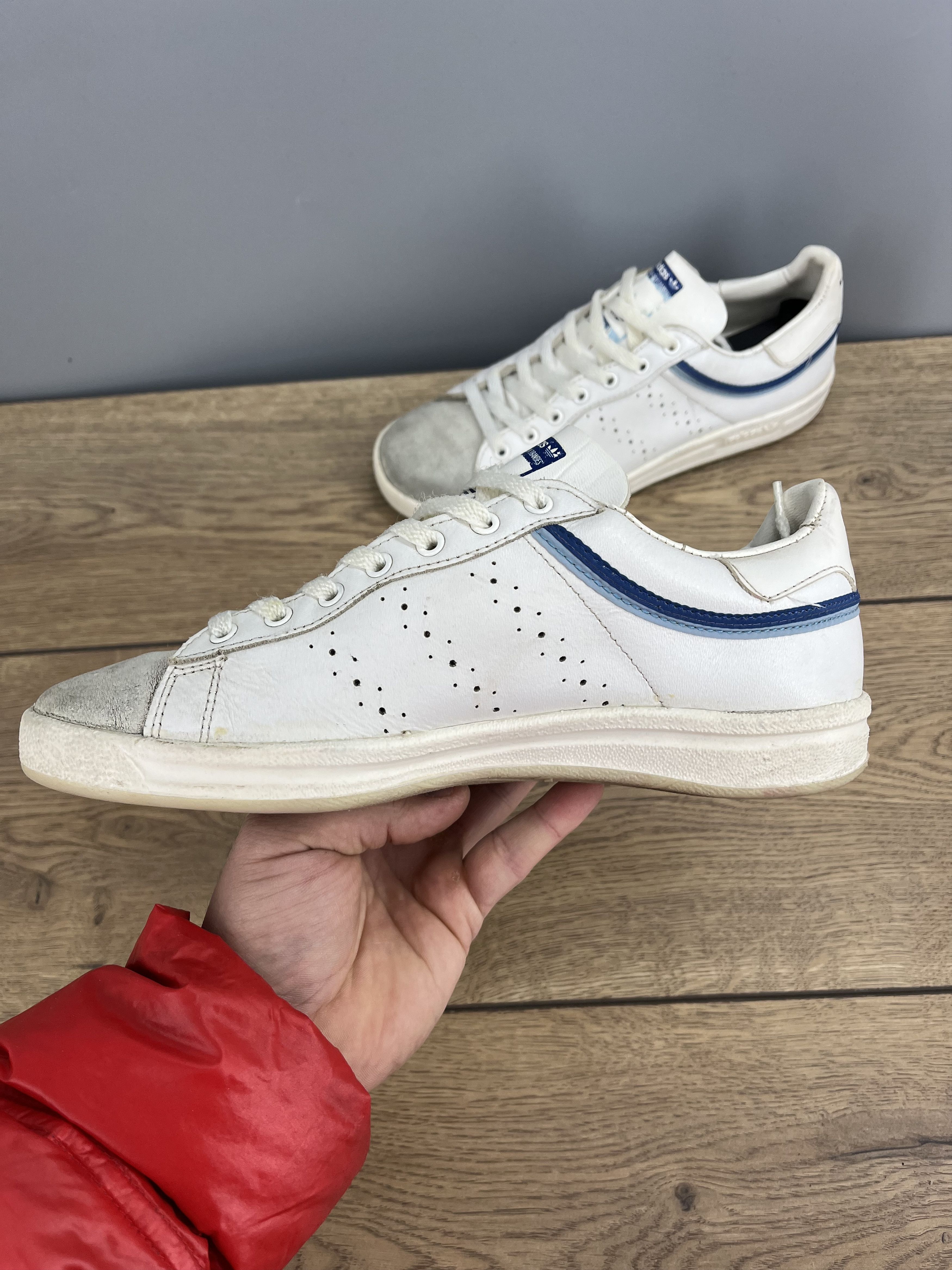 Adidas Vintage adidas Originals Made in Italy White/Blue Leather Size US 7 / EU 40 - 3 Thumbnail