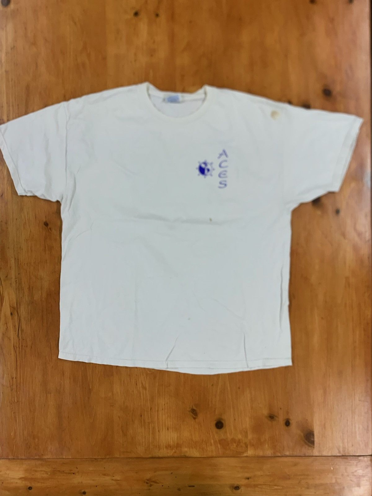 Vintage Vintage Explore the World T-Shirt Size US XL / EU 56 / 4 - 1 Thumbnail