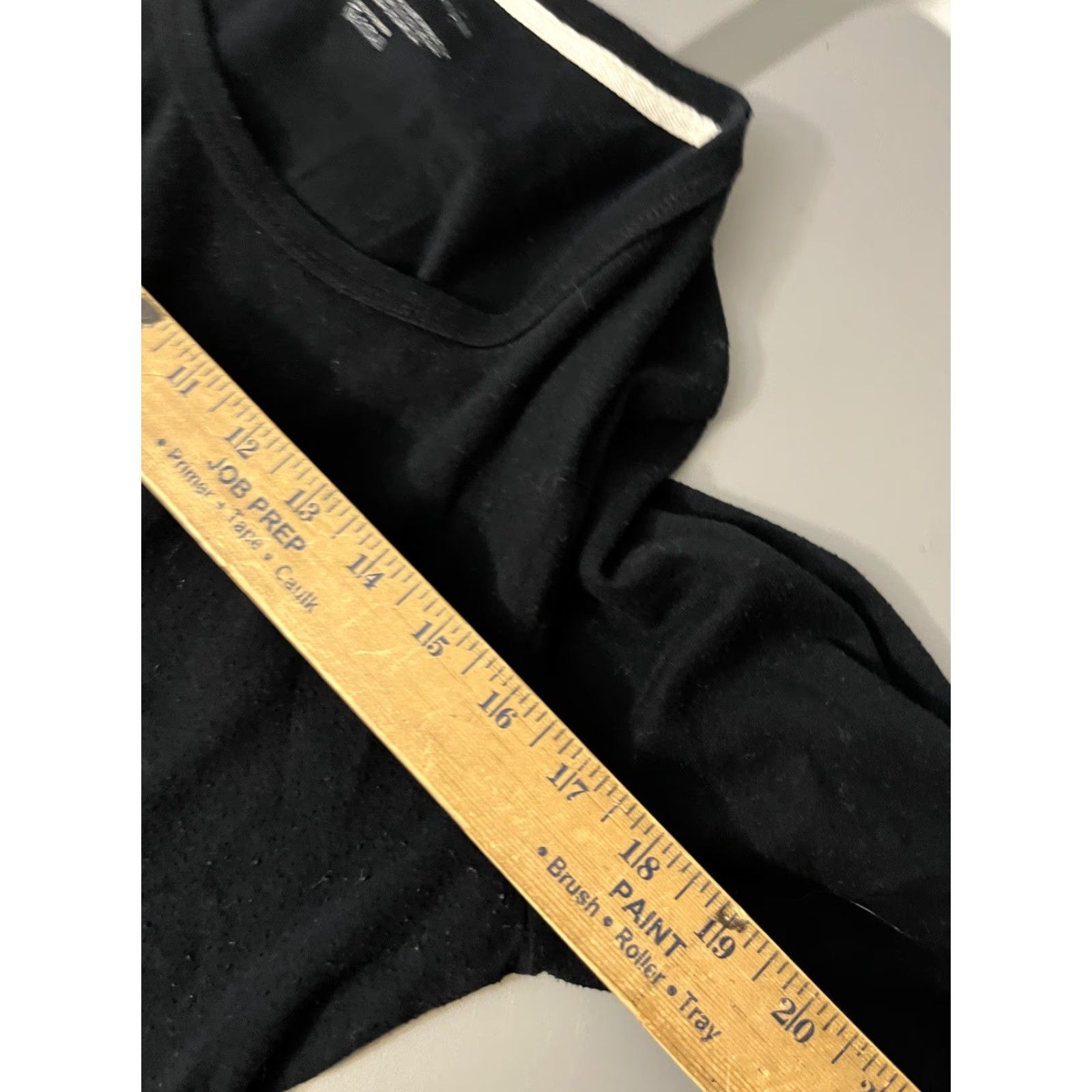 Tommy Hilfiger Tommy Hilfiger T Shirt Womens Large Black Solid Short Sleeve Crew Neck 100% Cotton Jersey Logo Embroidered Classic Modern Size L / US 10 / IT 46 - 5 Thumbnail