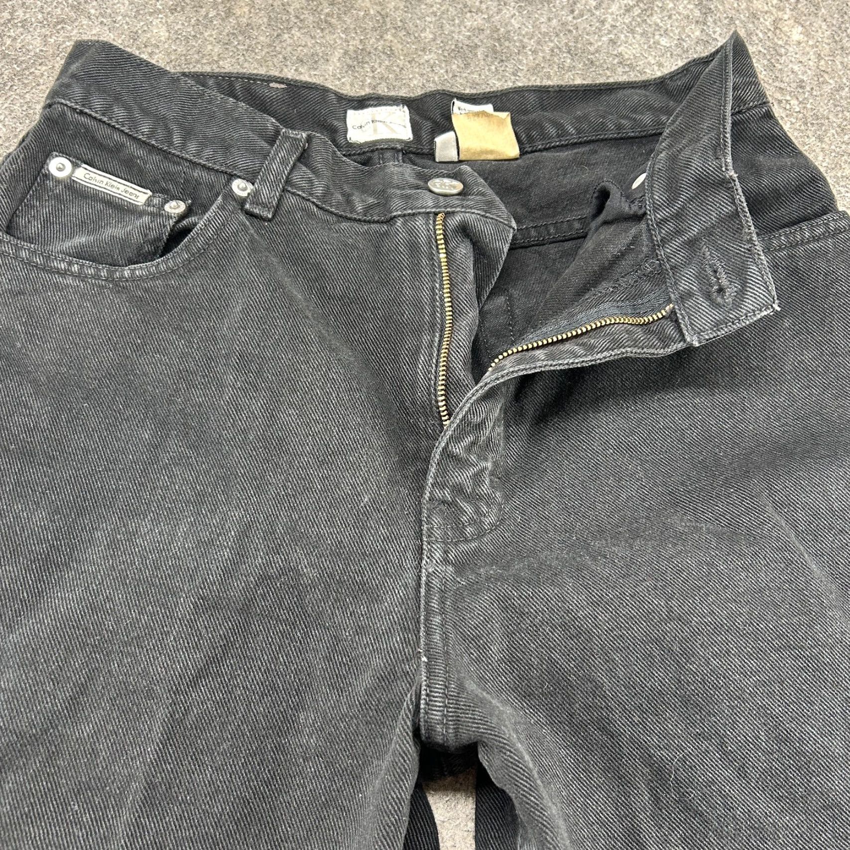 Calvin Klein VINTAGE Calvin Klein Jeans Womens 10 Black 5 Pocket Relaxed Straight Dark Wash 90s Jeans Size 32" / US 10 / IT 46 - 2 Thumbnail