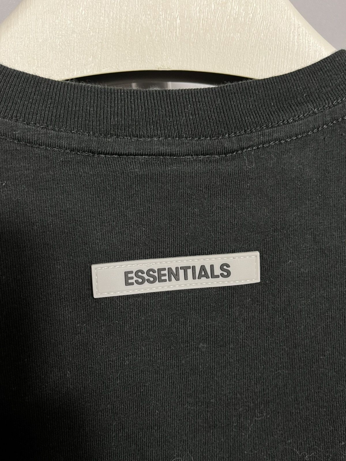 Fear of God FEAR OF GOD ESSENTIALS FRONT LOGO T-SHIRT BLACK COTTON Mens Size US M / EU 48-50 / 2 - 8 Thumbnail