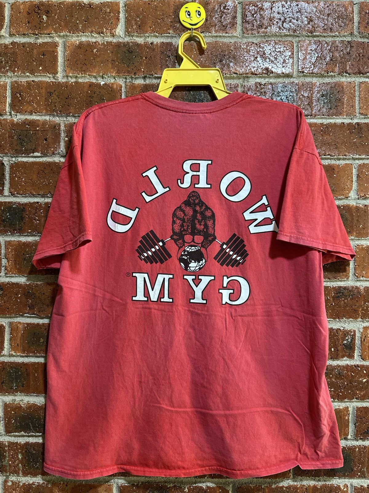 Vintage Vintage World Gym Gorilla Faded Tee Size US XL / EU 56 / 4 - 8 Thumbnail
