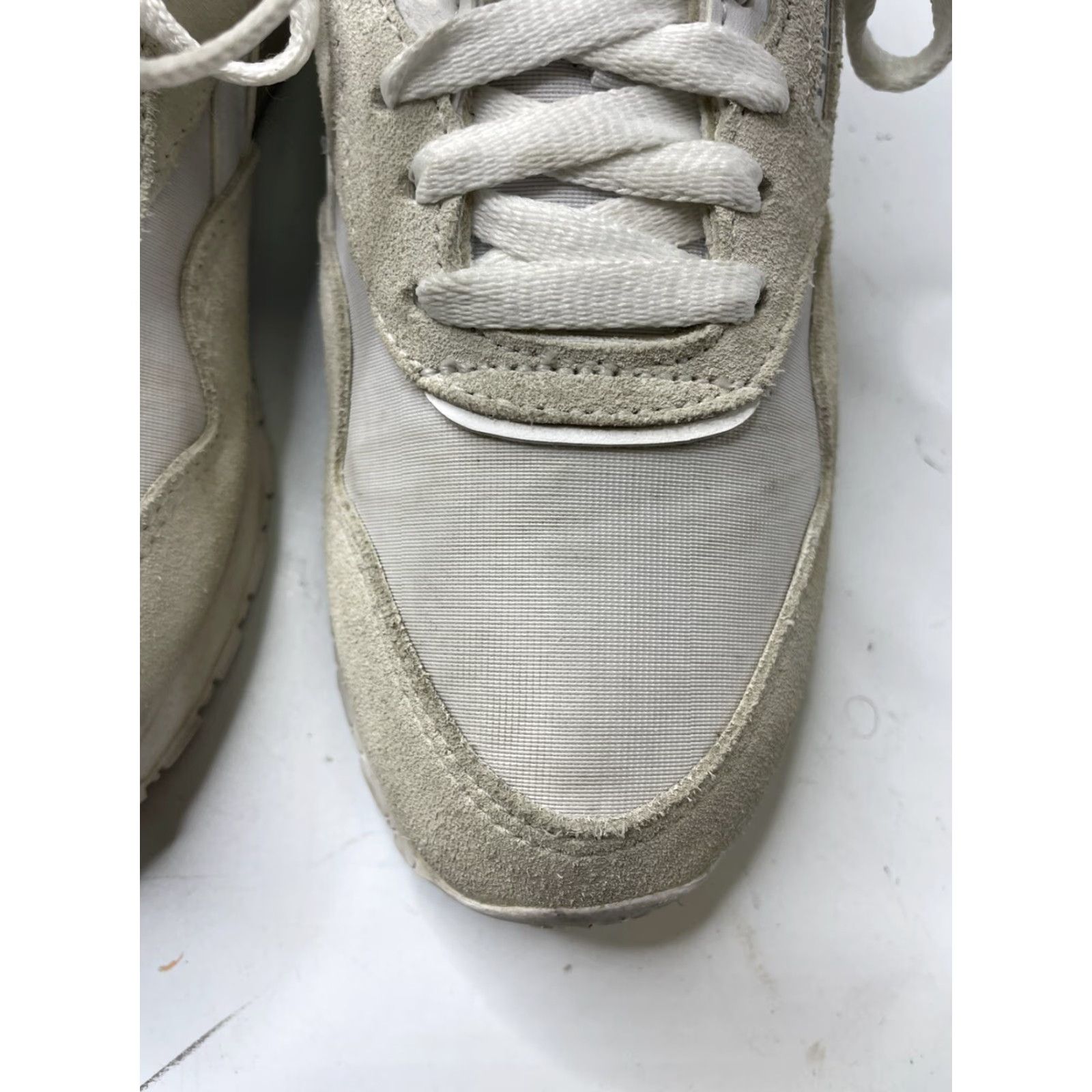 Reebok VINTAGE Reebok Women’s 5.5 Classic Nylon/Suede Sneakers 6394 White/Light Grey Womens Running Classic Shoes Size US 5.5 / IT 35.5 - 5 Thumbnail