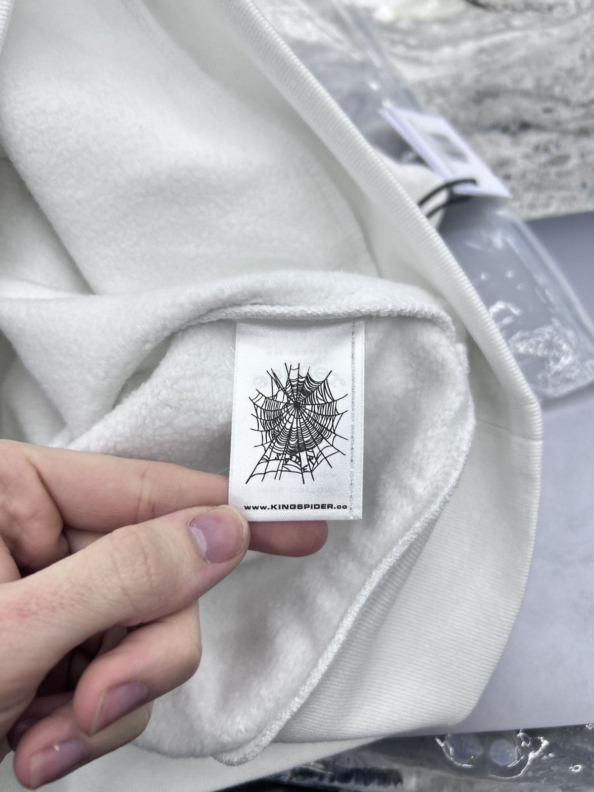 Sp5der Sp5der OG Web V2 Gradient Hoodie White Orange Green Size M Size US M / EU 48-50 / 2 - 11 Thumbnail
