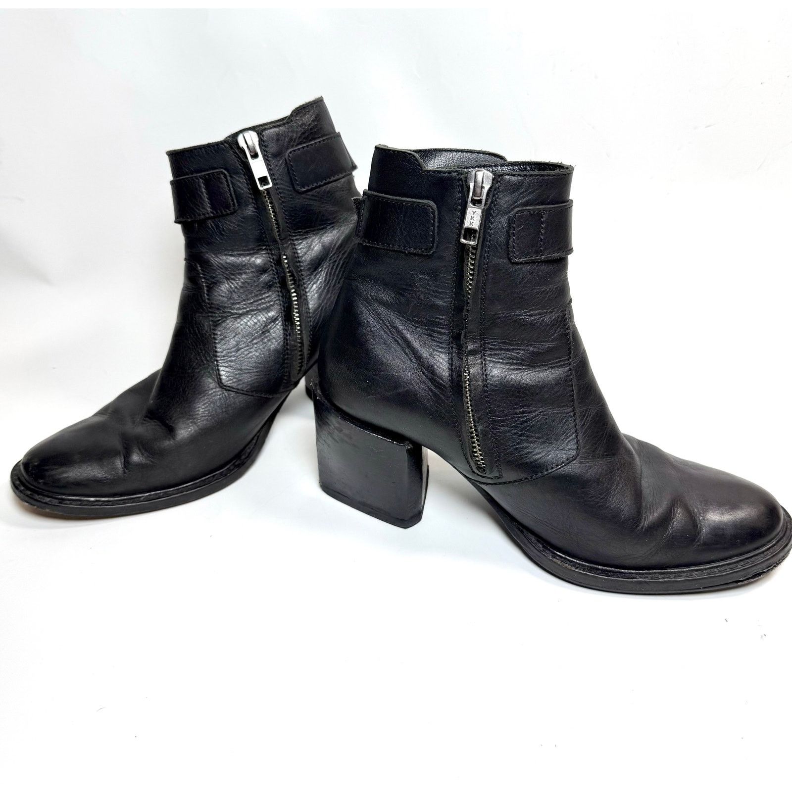 Helmut Lang Helmut Lang Schist Ankle Boots size 37.5 $595 Size US 7.5 / IT 37.5 - 1 Thumbnail