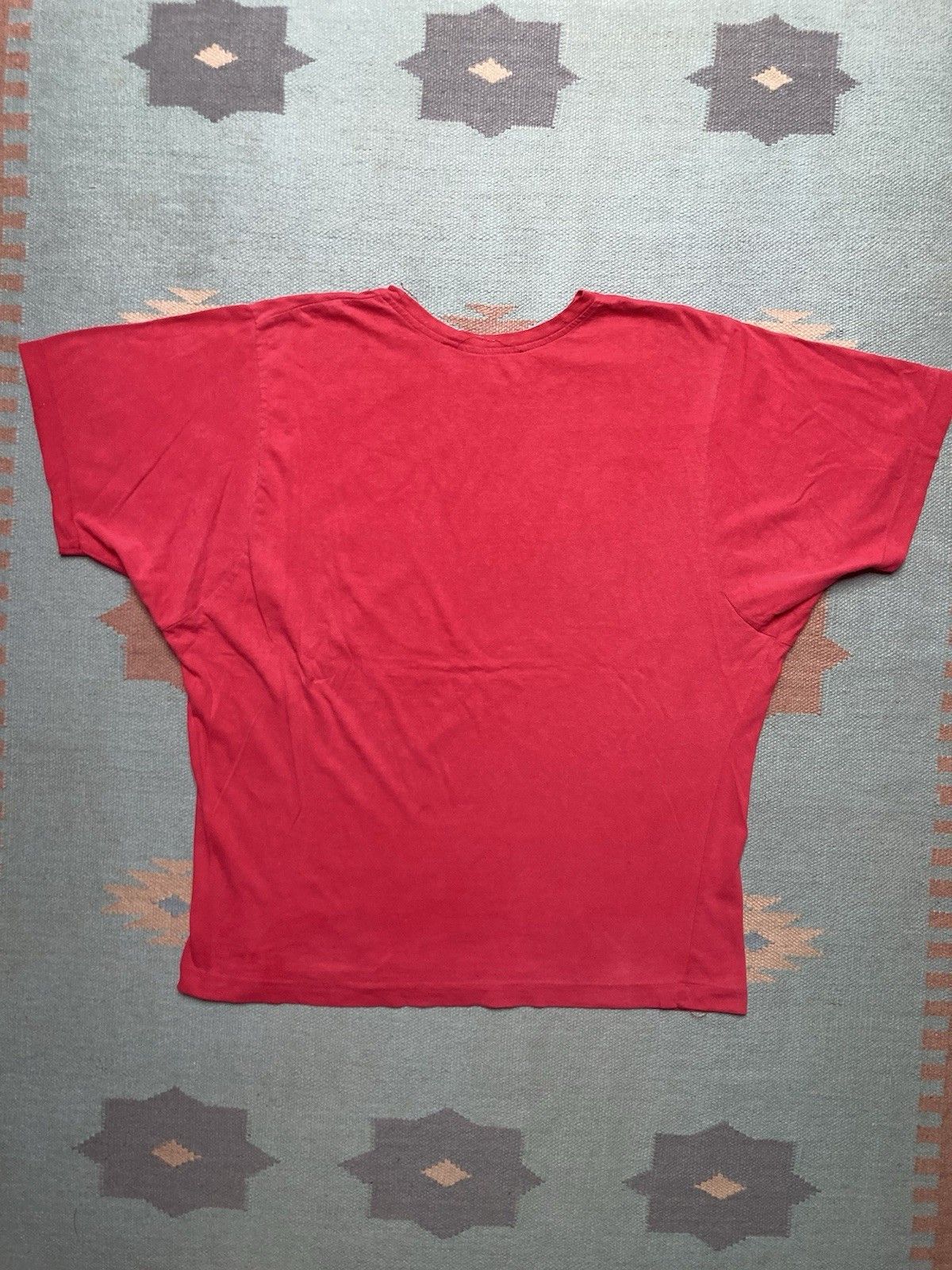 Vintage 90s pocket t shirt blank crimson cotton distressed boxy XL Size US XL / EU 56 / 4 - 7 Thumbnail