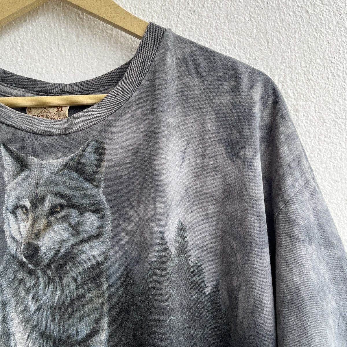 The Mountain Vintage The Mountain Jeremy Paul Overprint Fox TShirt Size US XL / EU 56 / 4 - 6 Thumbnail