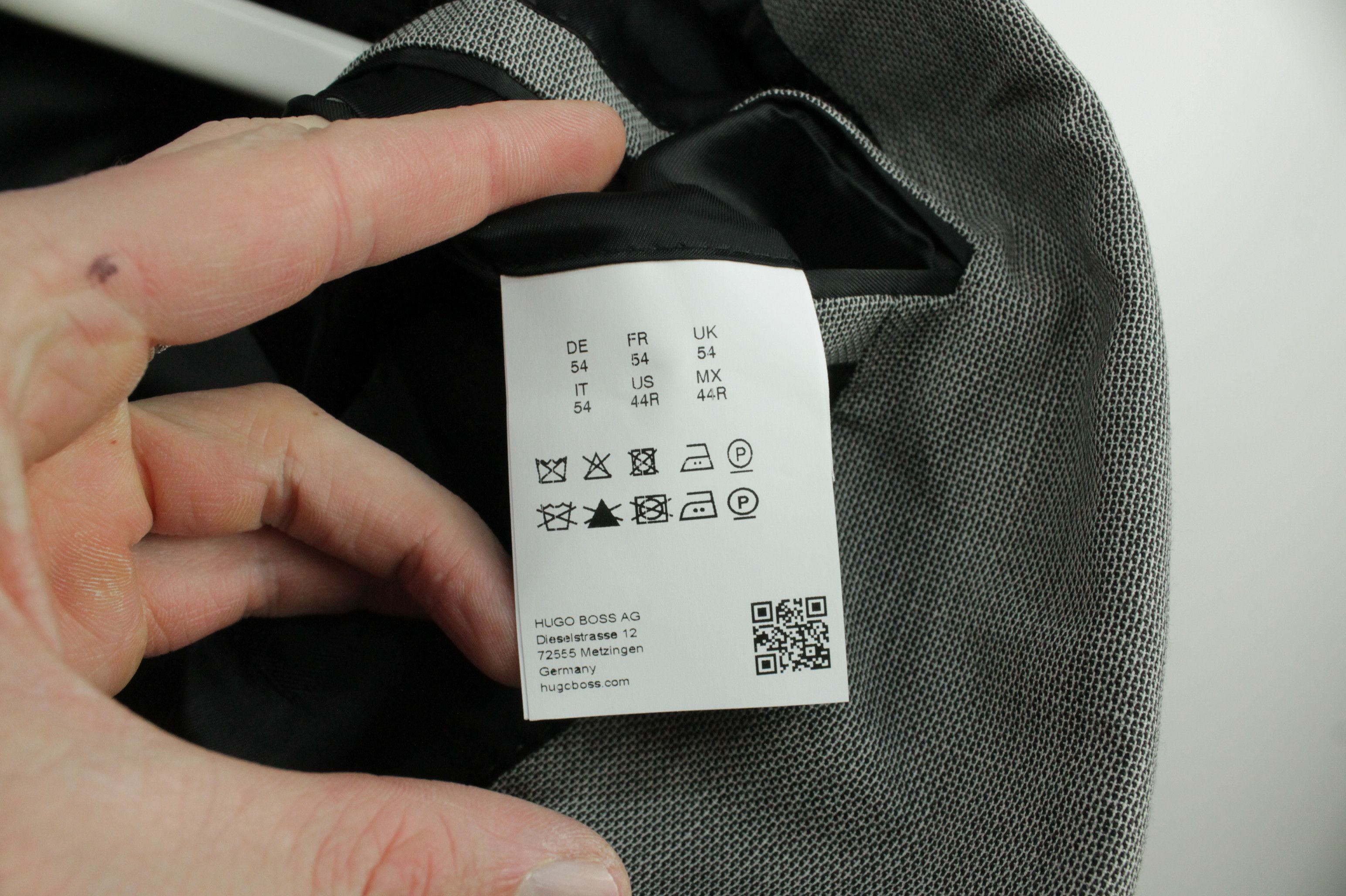 Hugo Boss Hugo Boss Novan5/Ben2 Slim Fit Gray Light 140's Wool Suit Size 44R - 9 Thumbnail