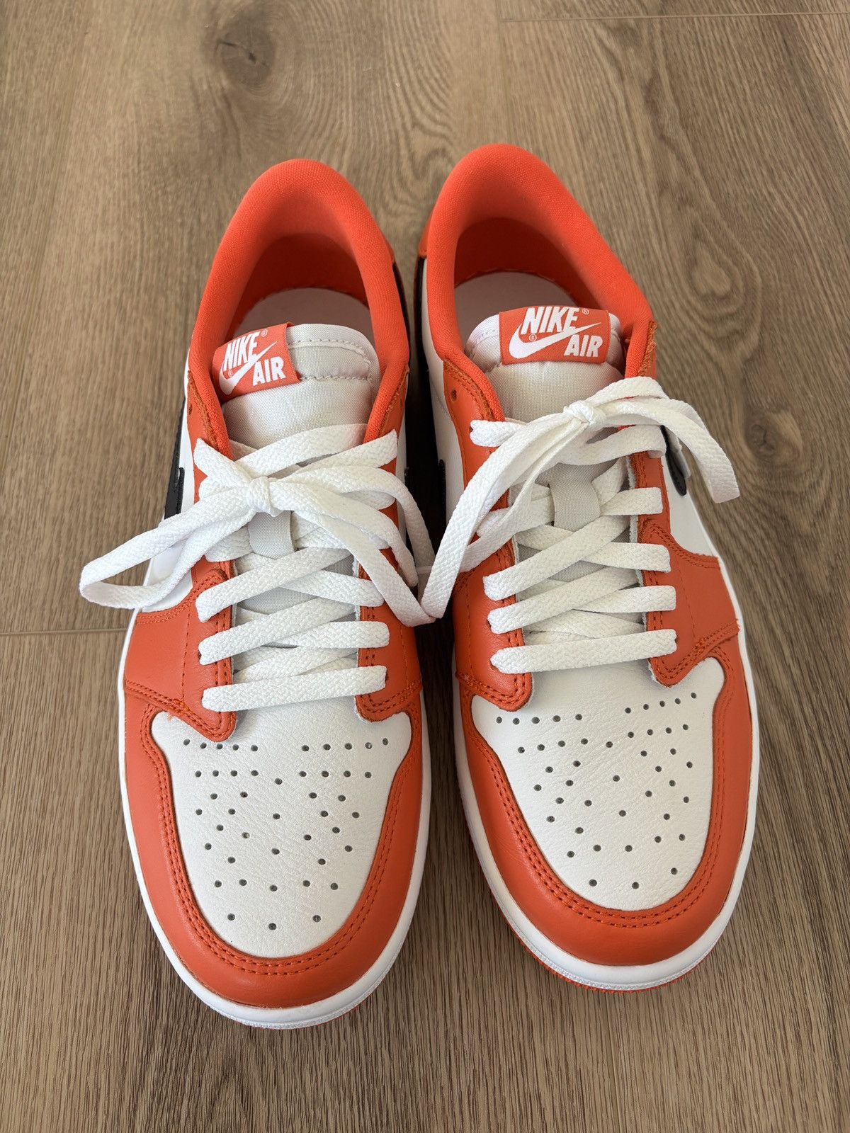 Jordan Brand × Nike Jordan 1 low OG Starfish Orange 2021 Size US 9 / EU 42 - 4 Thumbnail