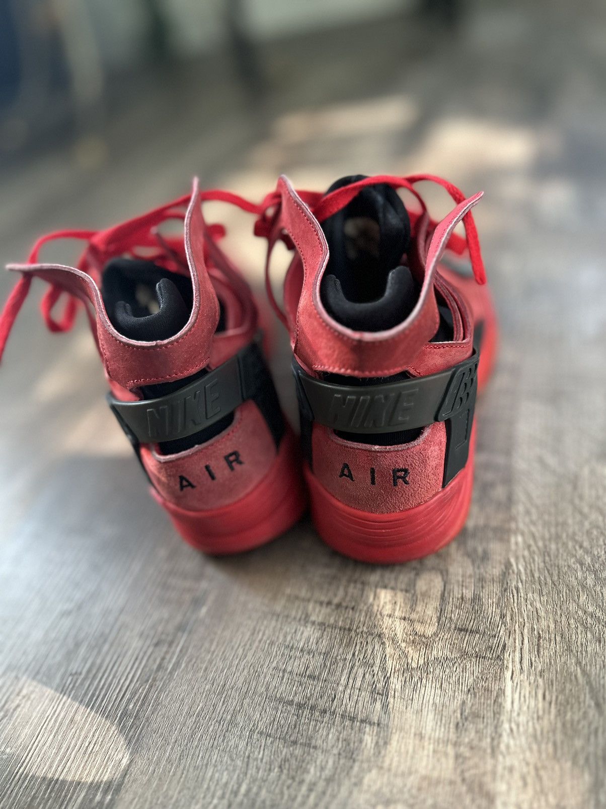 Nike Air Flight Huarache University Red Black 2014