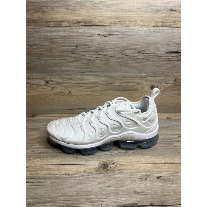 vapormax size 11 mens