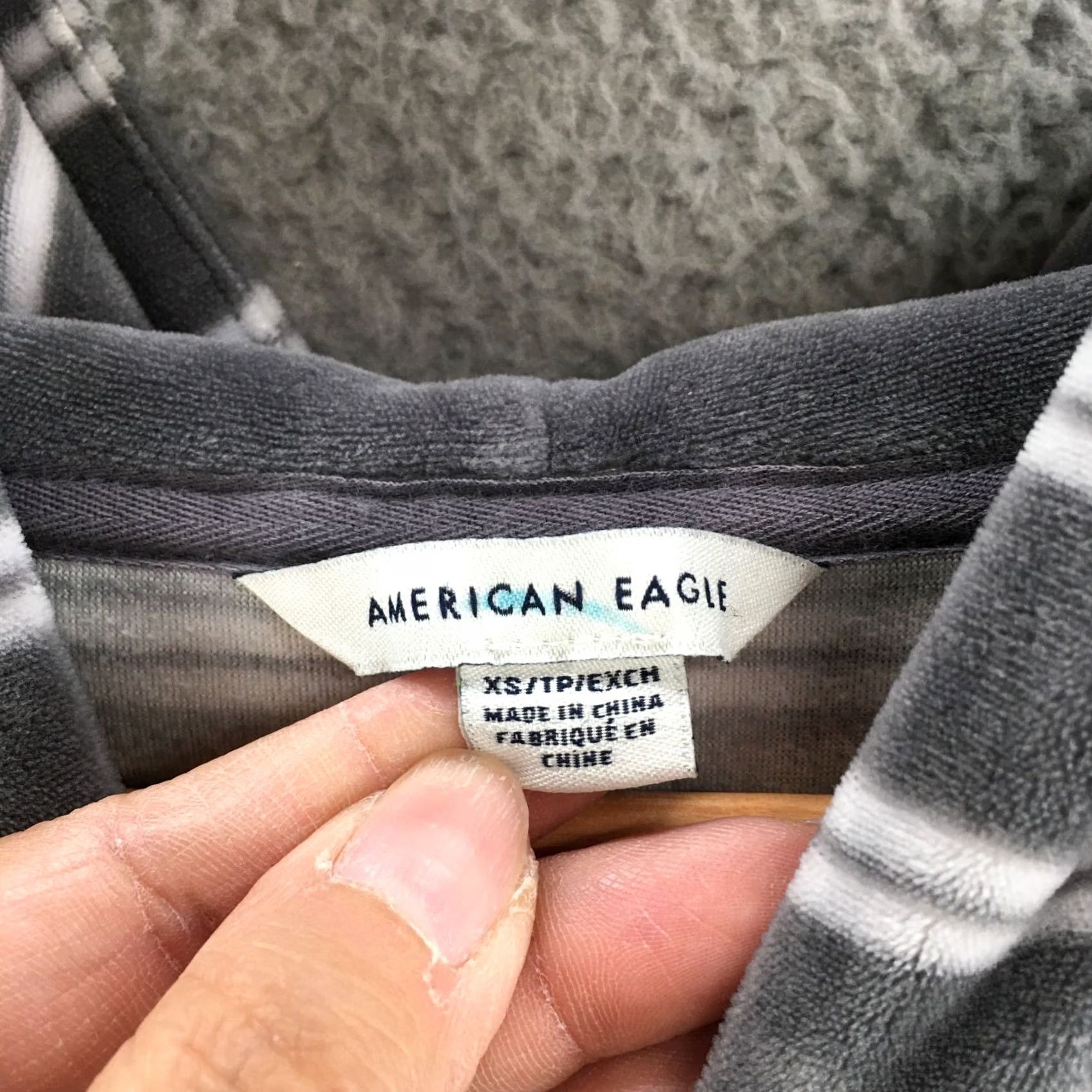 American Eagle Outfitters American Eagle Outfitters Hoodie Women's XS Gray Fleece Long Sleeve Pullover Sweatshirt Size XS / US 0-2 / IT 36-38 - 6 Thumbnail
