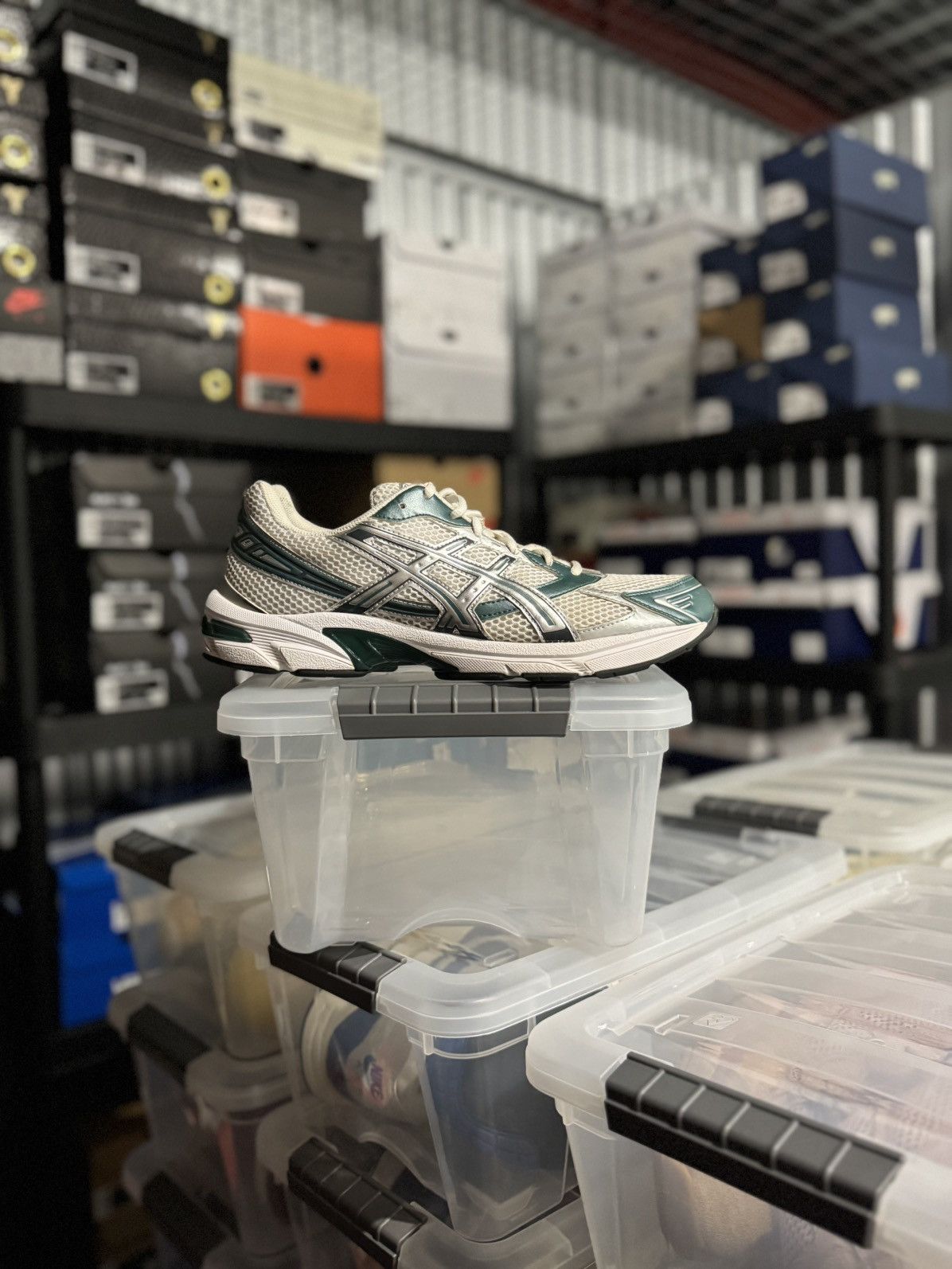 Asics Asics Gel 1130 White Emerald Green Size 11.5 Size US 11.5 / EU 44-45 - 1 Thumbnail