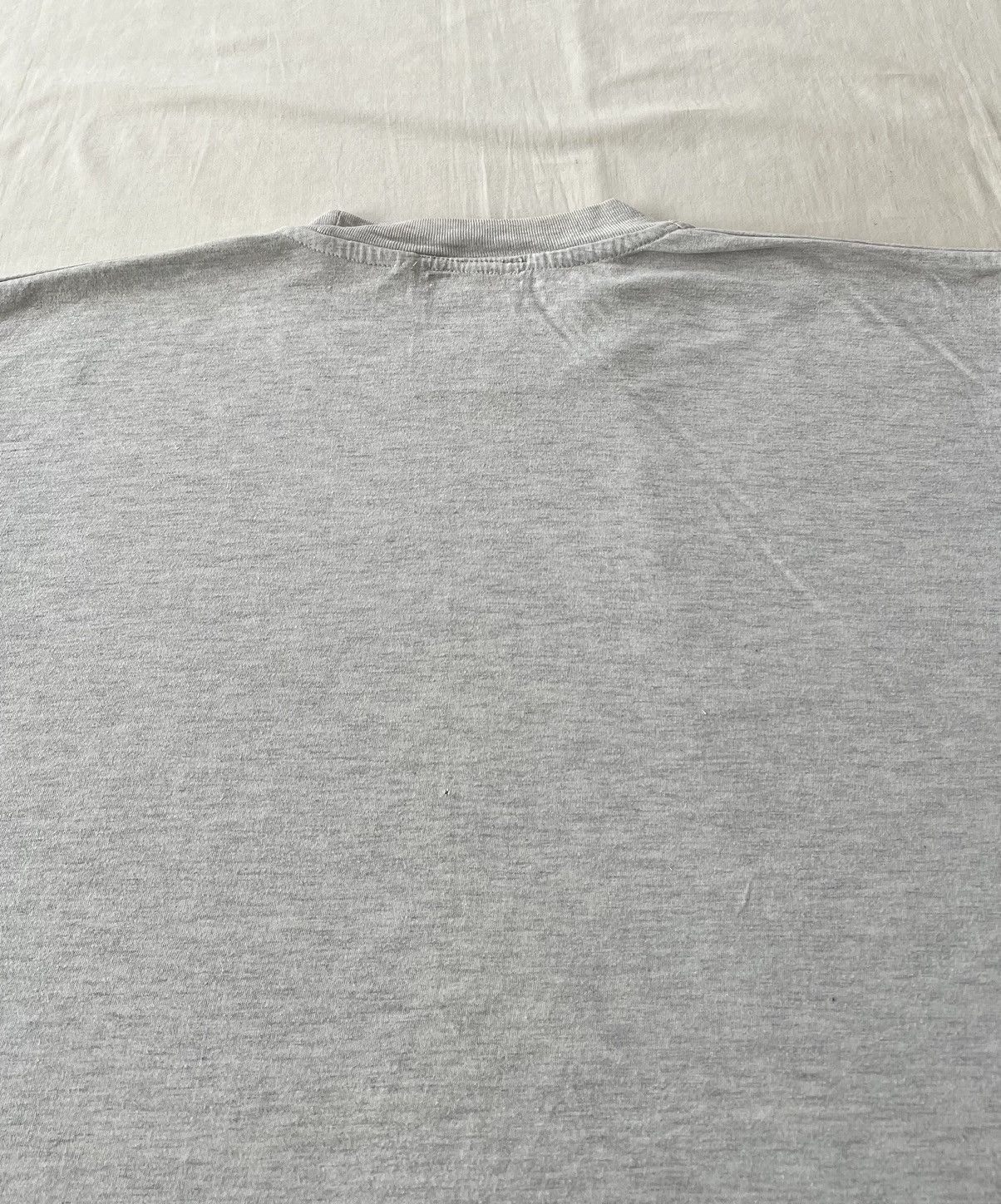 Vintage Vintage 90s Aston Martin DB7 Vantage Cars Gray T-shirt Size US L / EU 52-54 / 3 - 13 Thumbnail