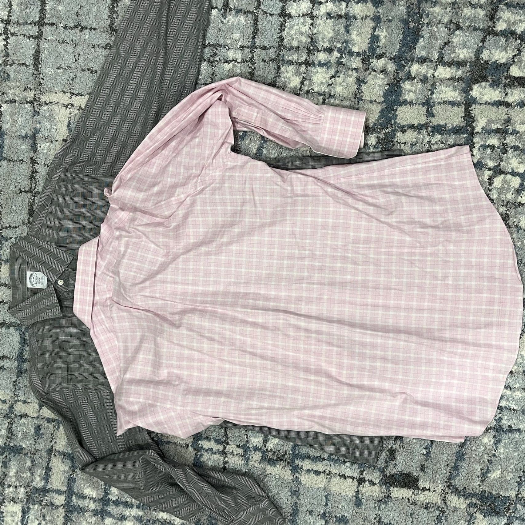 Brooks Brothers Brooks Brothers Mens Dress Shirt Lot Regent Size 16 33 Non Iron Supima Cotton Polka Dot Blue Regular Men's Shirt Size 42R - 5 Thumbnail
