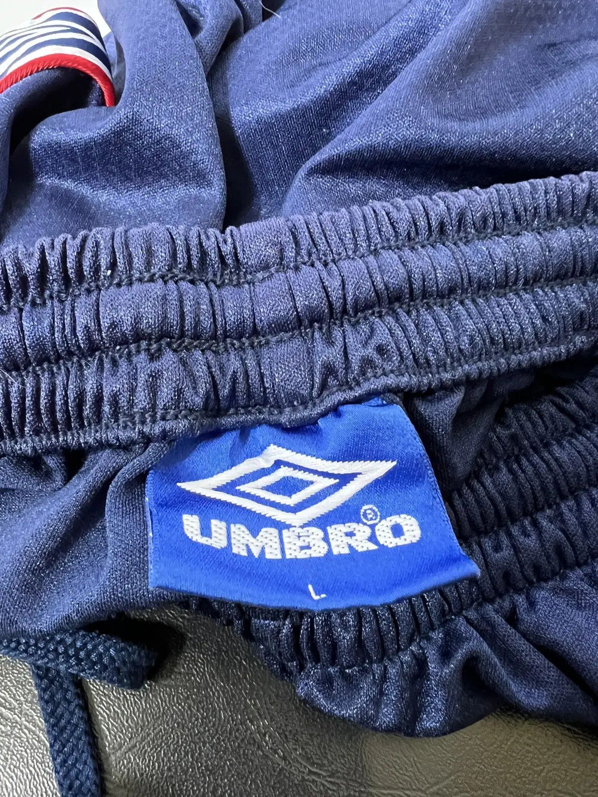Umbro × Vintage Vintage Umbro men’s shorts Size US 34 / EU 50 - 3 Thumbnail