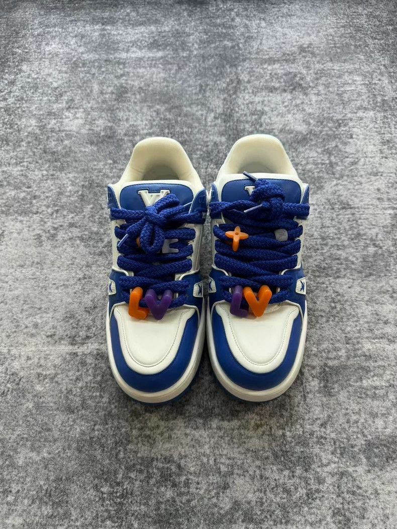 Louis Vuitton Louis Vuitton White Blue Trainer Sneakers-yf Size US 9 / EU 42 - 1 Thumbnail