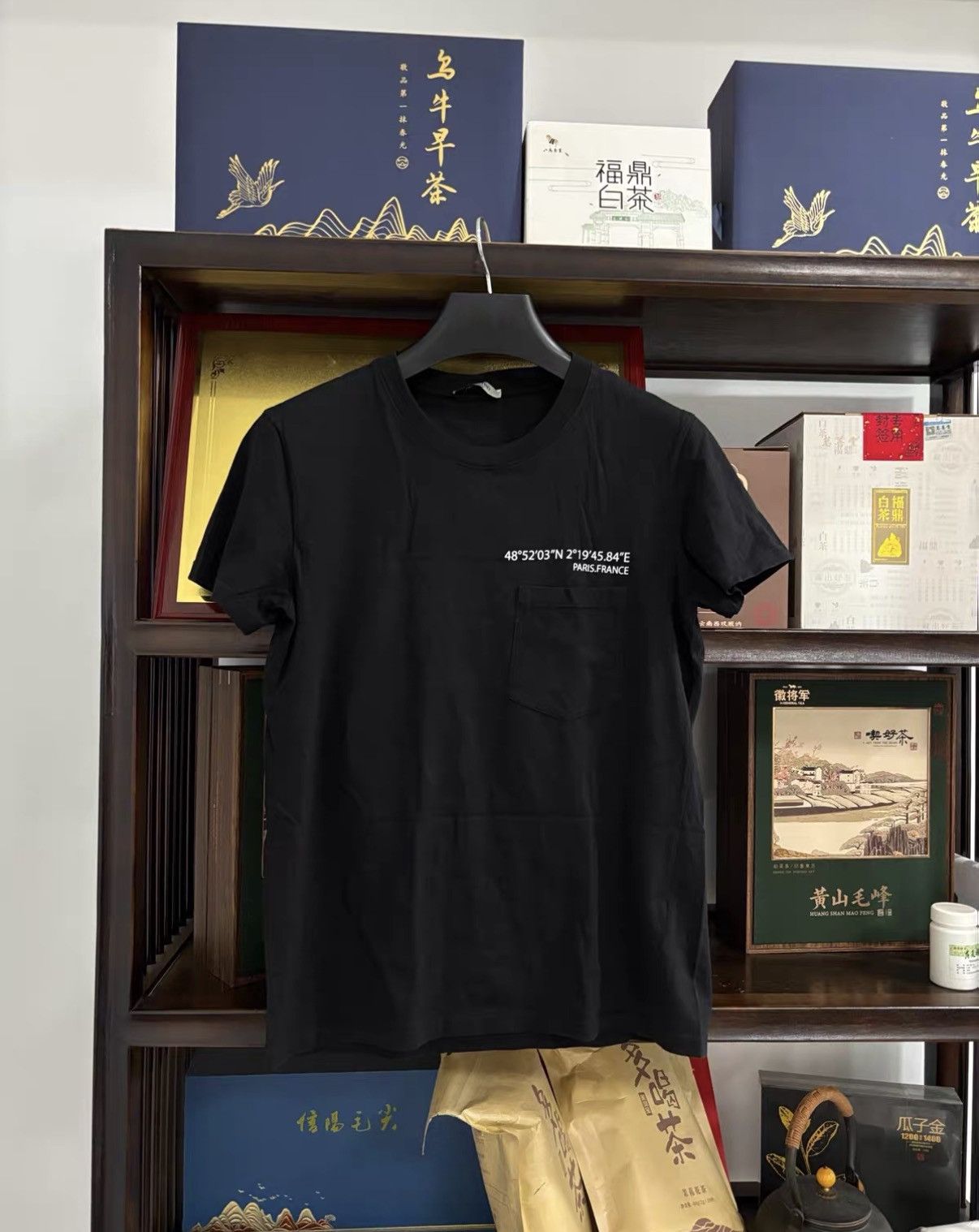 Valentino Valentino Short Sleeve T-shirt J2 Size US XS / EU 42 / 0 - 1 Thumbnail
