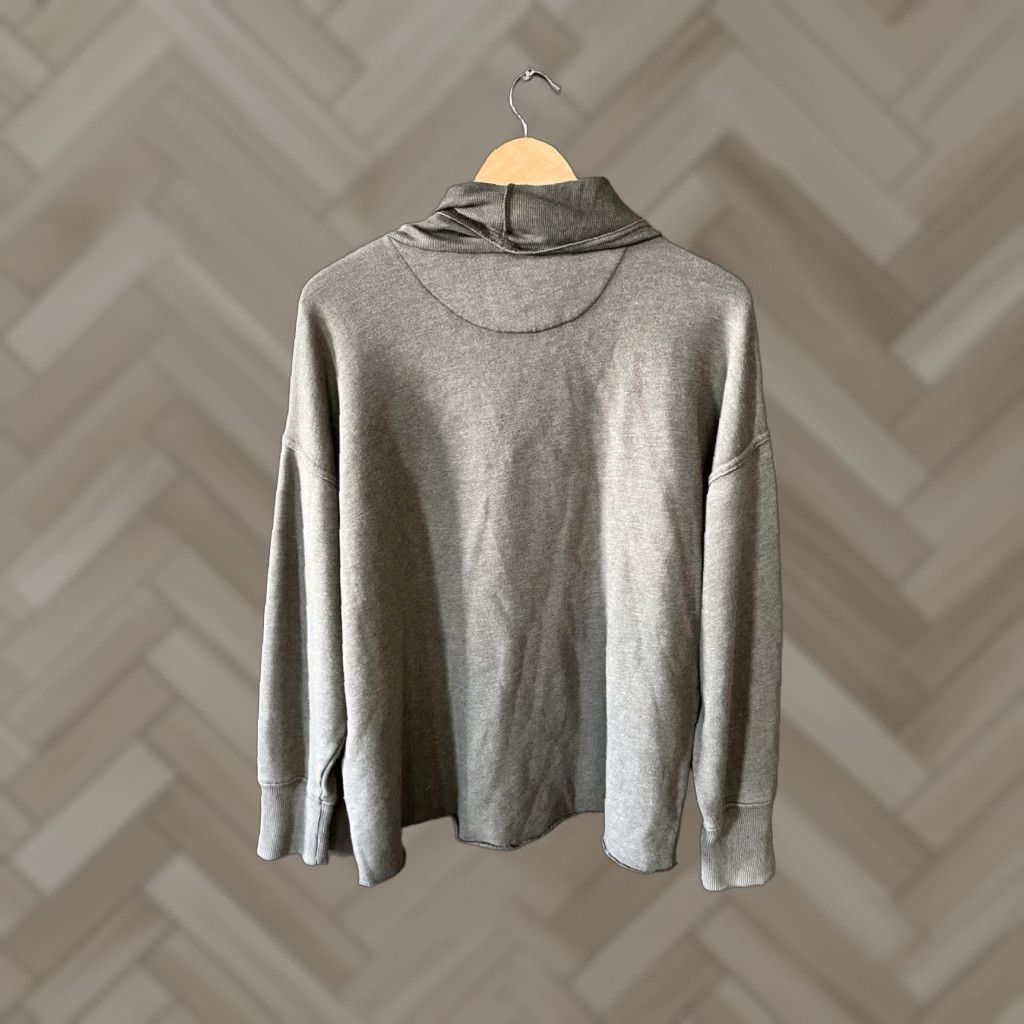 Vintage Aerie Sweatshirt Pullover Turtleneck Long Sleeve Green Women's Size S Regular** Size S / US 4 / IT 40 - 1 Thumbnail