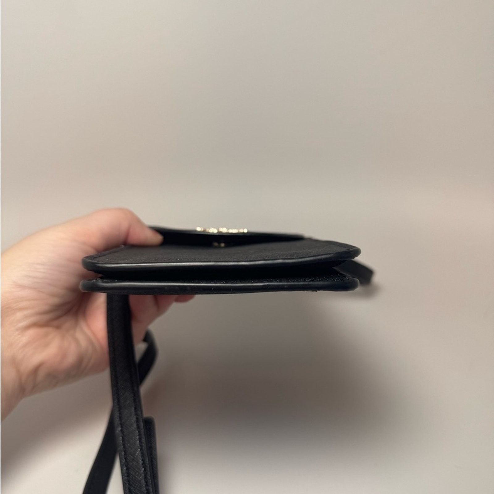 Kate Spade Kate Spade Cameron North South Black Glitter Phone Crossbody Size ONE SIZE - 6 Thumbnail