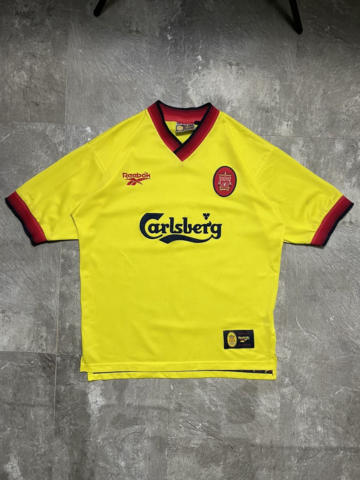 Reebok Reebok Liverpool 1997 1999 Away Football Socccer Jersey Size US M / EU 48-50 / 2 - 1 Thumbnail