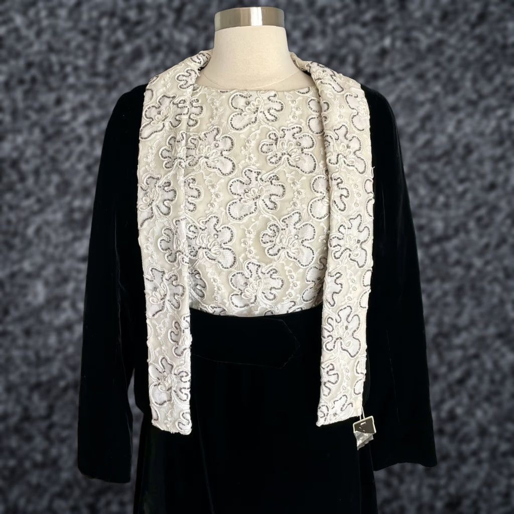 Vintage VINTAGE Jack Bryan Velvet Beaded Dress & Jacket Suit Black White M Woman’s 1960s Eveningwear Rhinestone Party Size M / US 6-8 / IT 42-44 - 1 Thumbnail