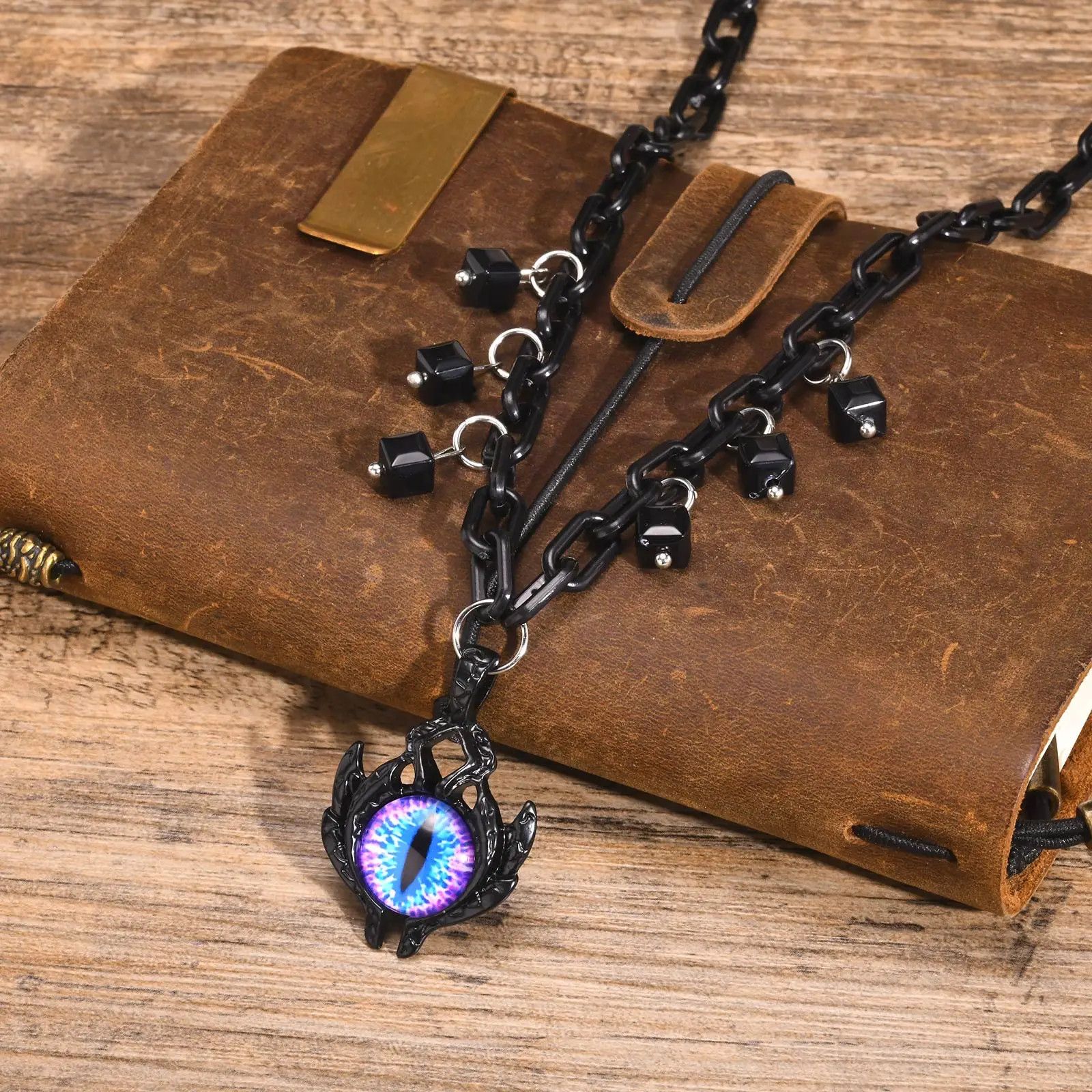 Jewelry Devil's Eye Pendant Necklace Size ONE SIZE - 1 Thumbnail