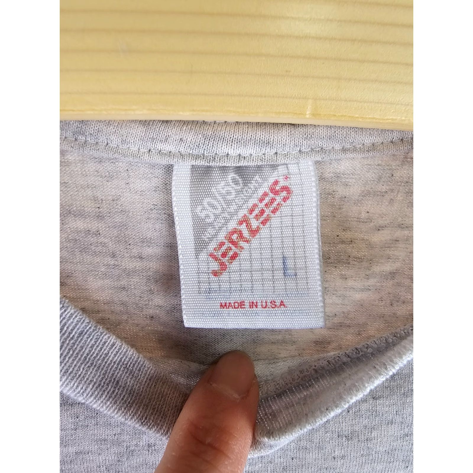Jerzees VINTAGE JERZEES T-Shirt Gray 50/50 US AIR FORCE 90's Mens Large Short Sleeve Round Neck 21 Inch Cross Chest 28 Inch Size US L / EU 52-54 / 3 - 7 Thumbnail