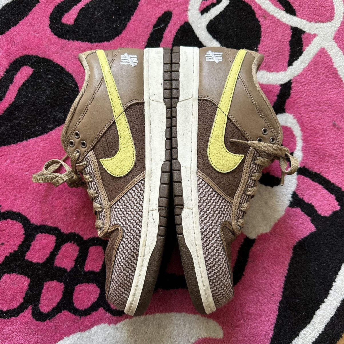 Nike × Undefeated Undefeated Nike Dunk Low Canteen Size US 11.5 / EU 44-45 - 4 Thumbnail