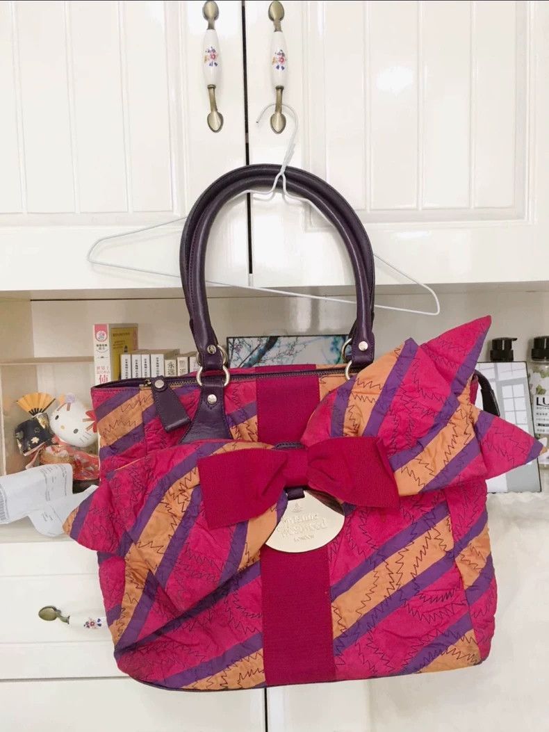 Vivienne Westwood Vivienne Westwood size os Saturn Middle Age Bunkers Size ONE SIZE - 1 Thumbnail