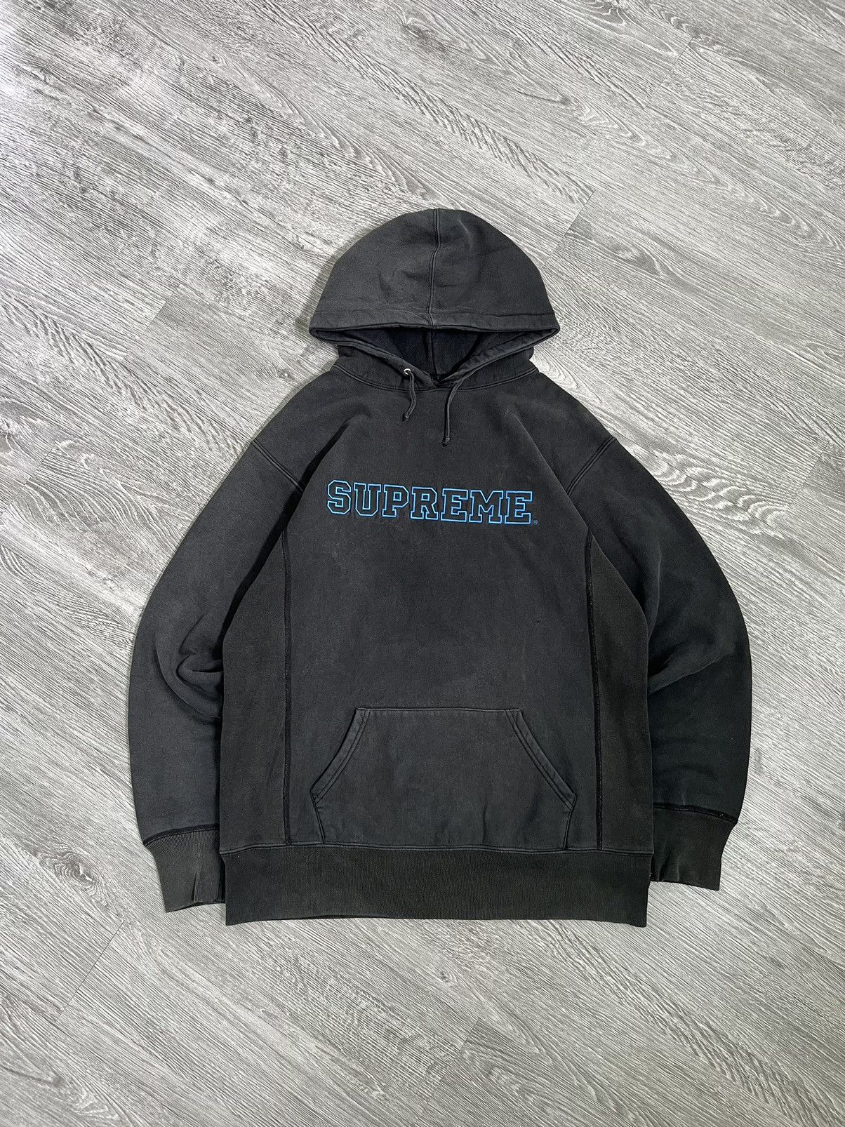 Supreme × Vintage Supreme Spell Out Outline Blue Size US L / EU 52-54 / 3 - 1 Thumbnail