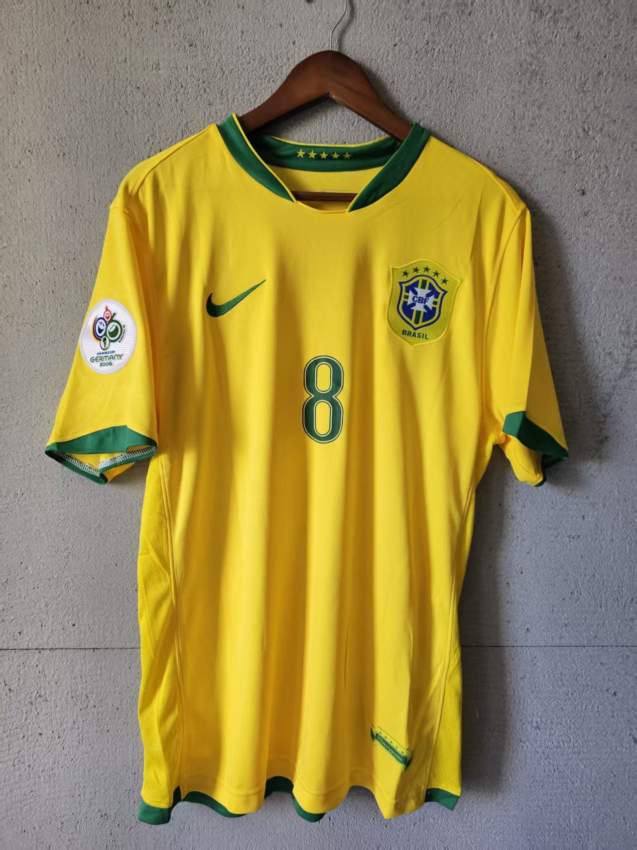 Other 2006 Brazil #8 Kaka Jersey Home Size US XL / EU 56 / 4 - 1 Thumbnail