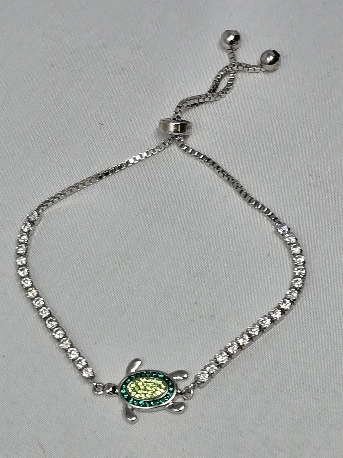 The Unbranded Brand Adjustable Turtle Bracelet w Green CZ Stones & Crystal Chain Size ONE SIZE - 2 Thumbnail