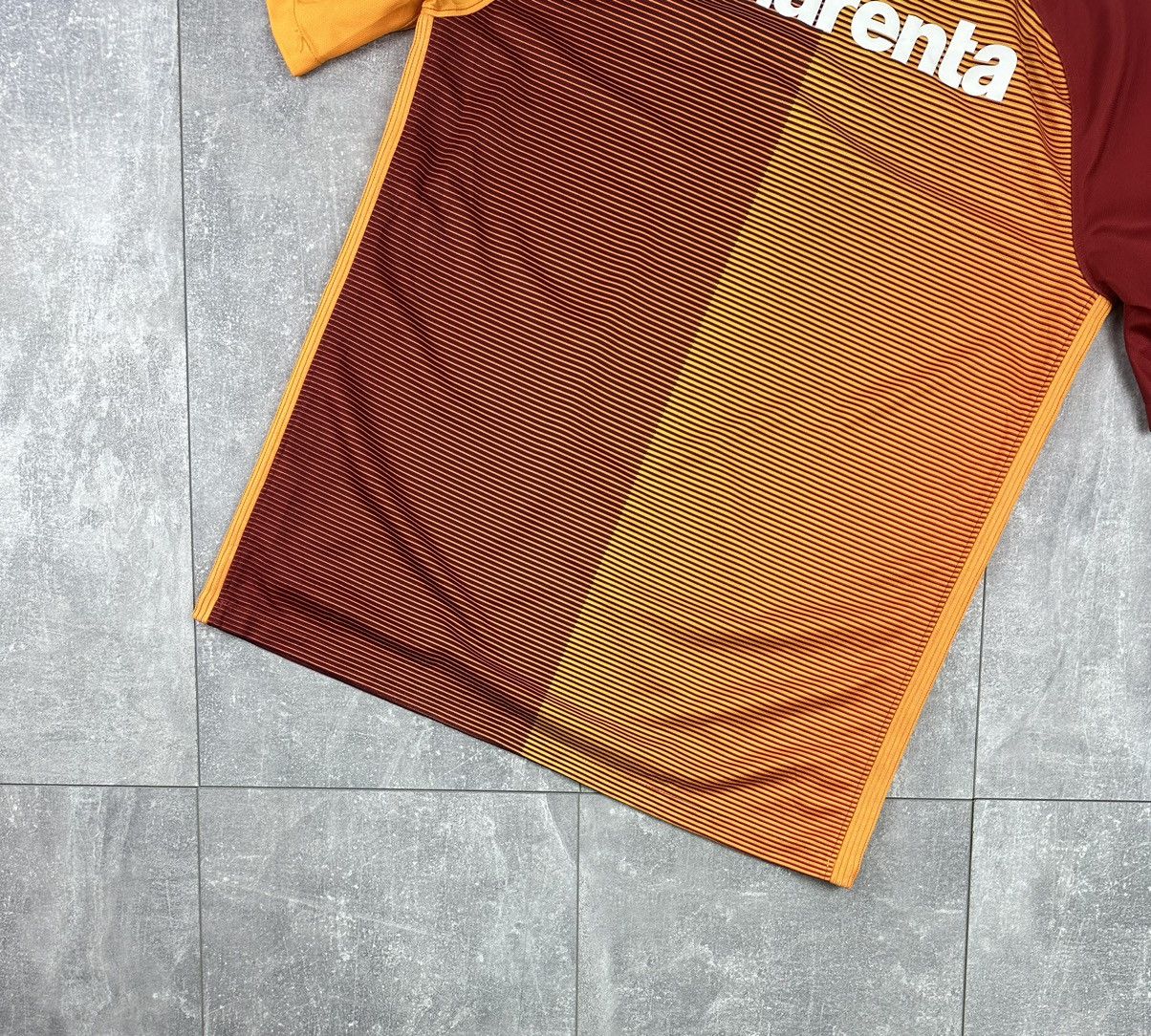 Nike Nike Galatasaray 2016/17 Home Soccer Jersey Size US M / EU 48-50 / 2 - 19 Thumbnail