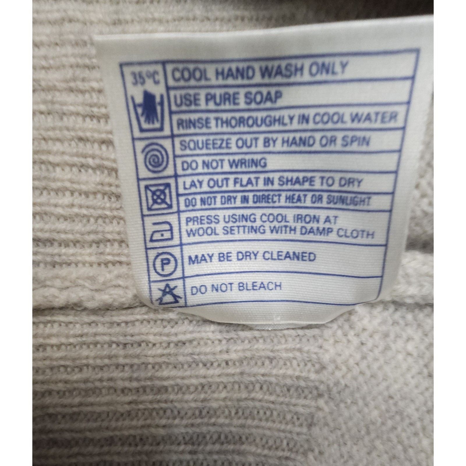 Pringle Of Scotland Pringle of Scotland Argyle lamb Wool Knit Jumper Sweater 46 Size US S / EU 44-46 / 1 - 8 Thumbnail