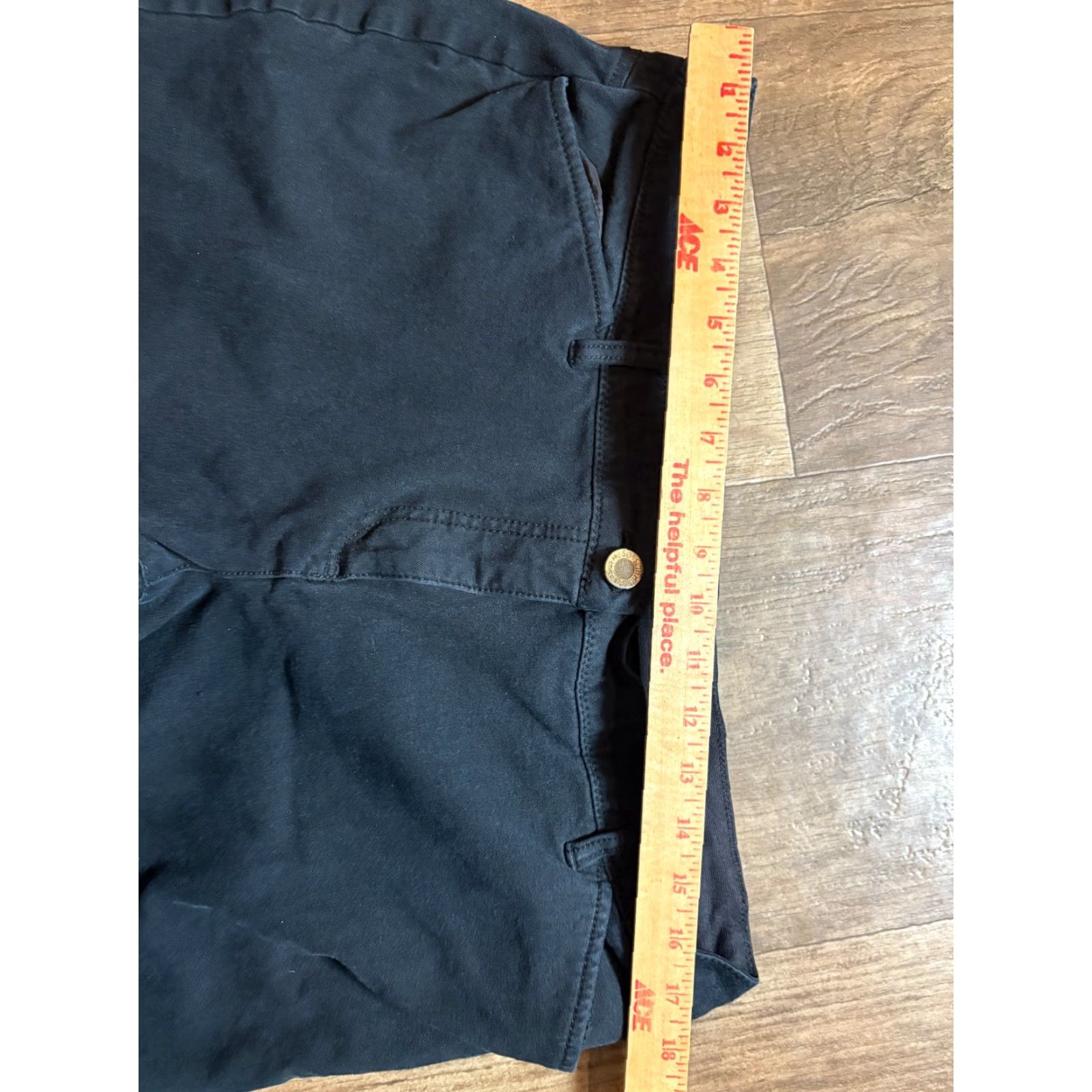 Vintage Chico's Jeans Womens Size 3 Short Black Denim So Slimming Cropped City USA Modern Style Size 26" / US 2 / IT 38 - 3 Thumbnail