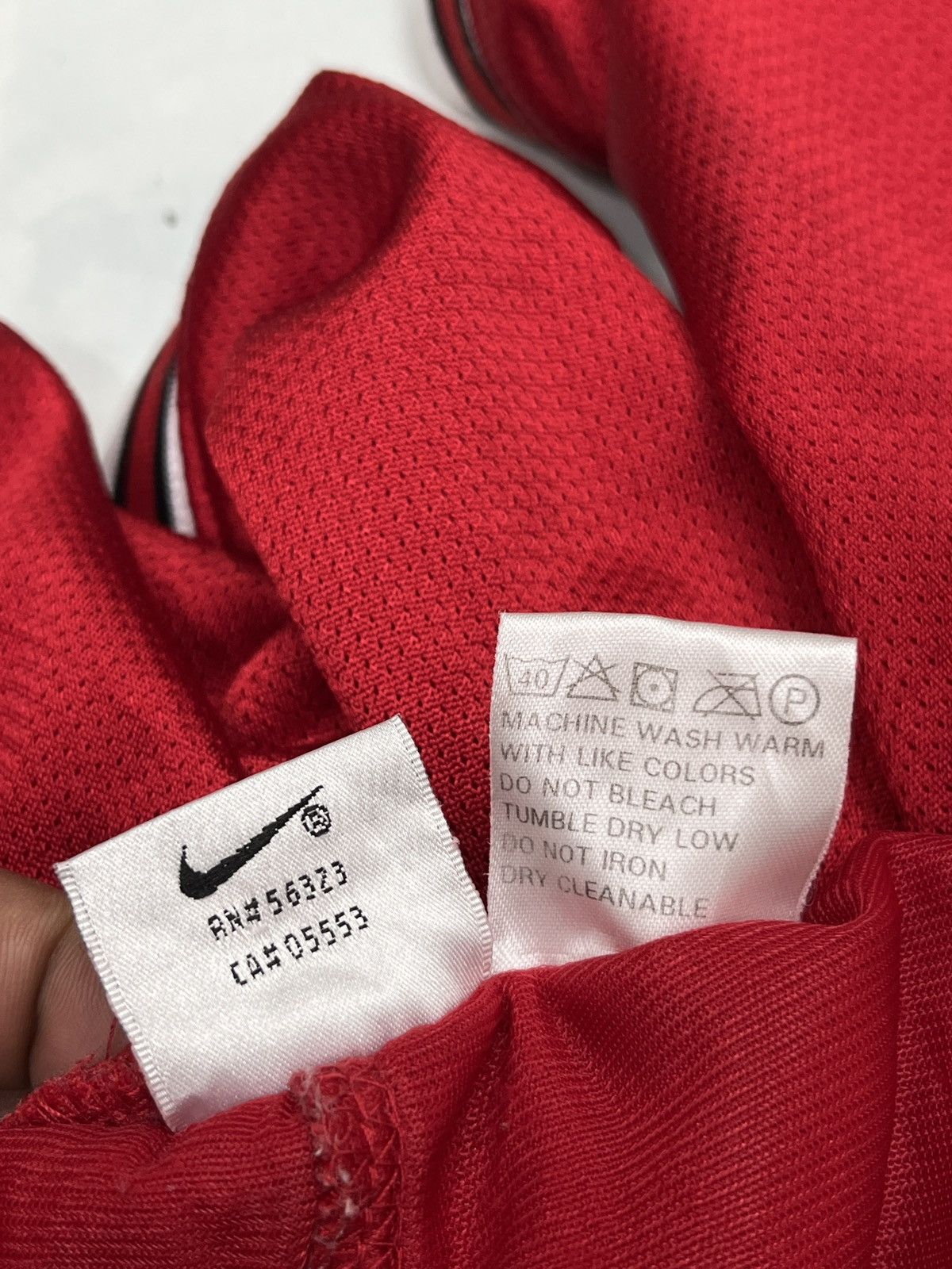 Nike 🔥🔥🔥STEALS VTG NIKE NBA CHICAGO BULLS SHORTS Size US 36 / EU 52 - 12 Thumbnail