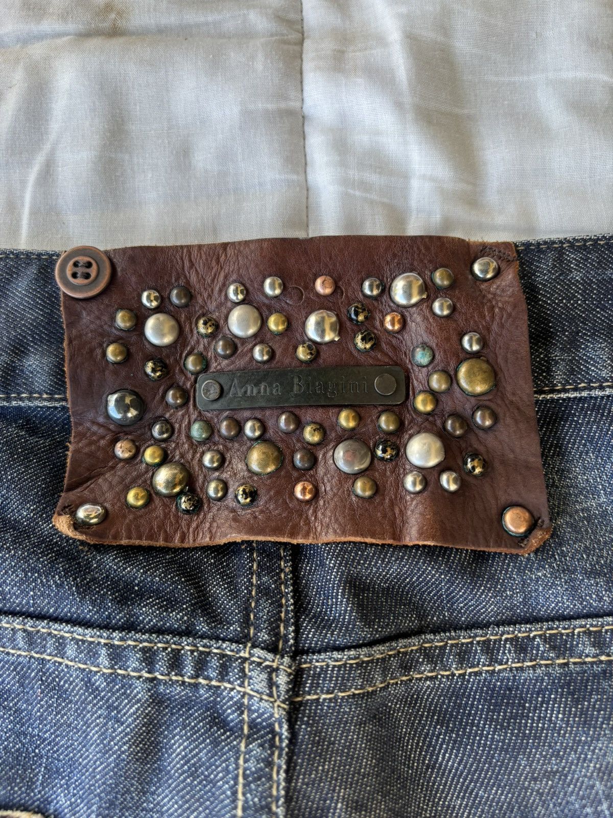 Japanese Brand Anna Biagini Leopard Pocket Studded Distressed Denim Jeans Size 30" / US 8 / IT 44 - 9 Thumbnail
