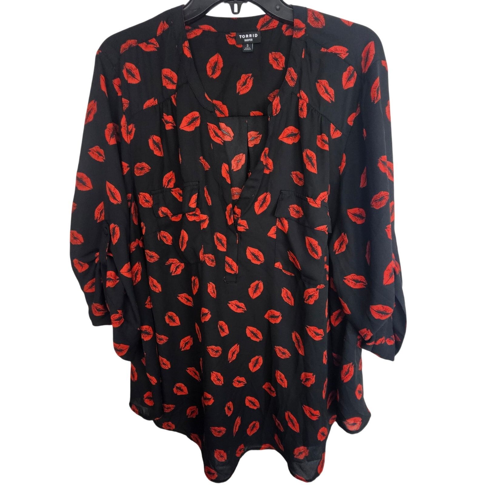 Corridor Torrid Harper Blouse Lip Print Kiss Plus Size 3X Valentines Size 3XL / US 20-22 - 1 Thumbnail