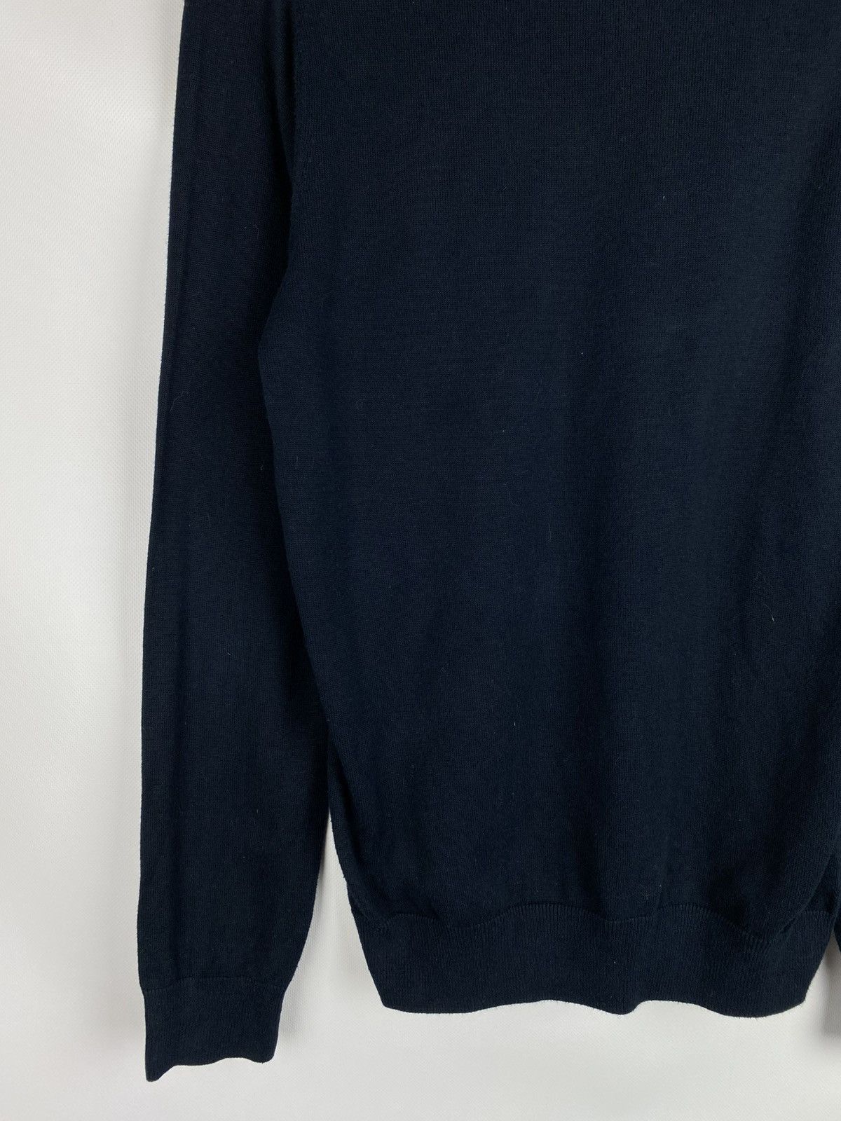 Fred Perry Fred Perry men’s v-neck cotton sweater pullover size S Size US S / EU 44-46 / 1 - 19 Thumbnail